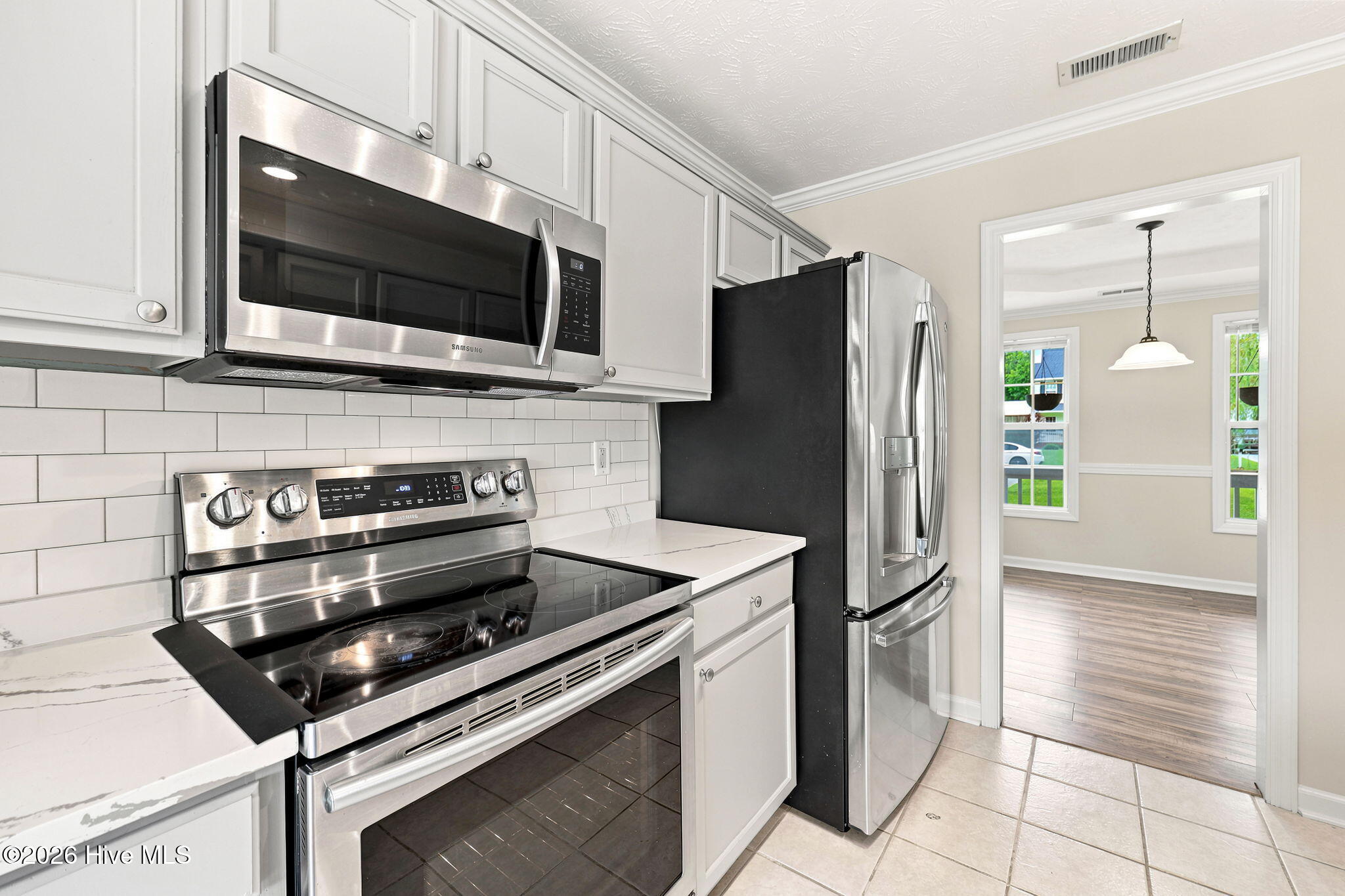 201 Bridlewood Drive
