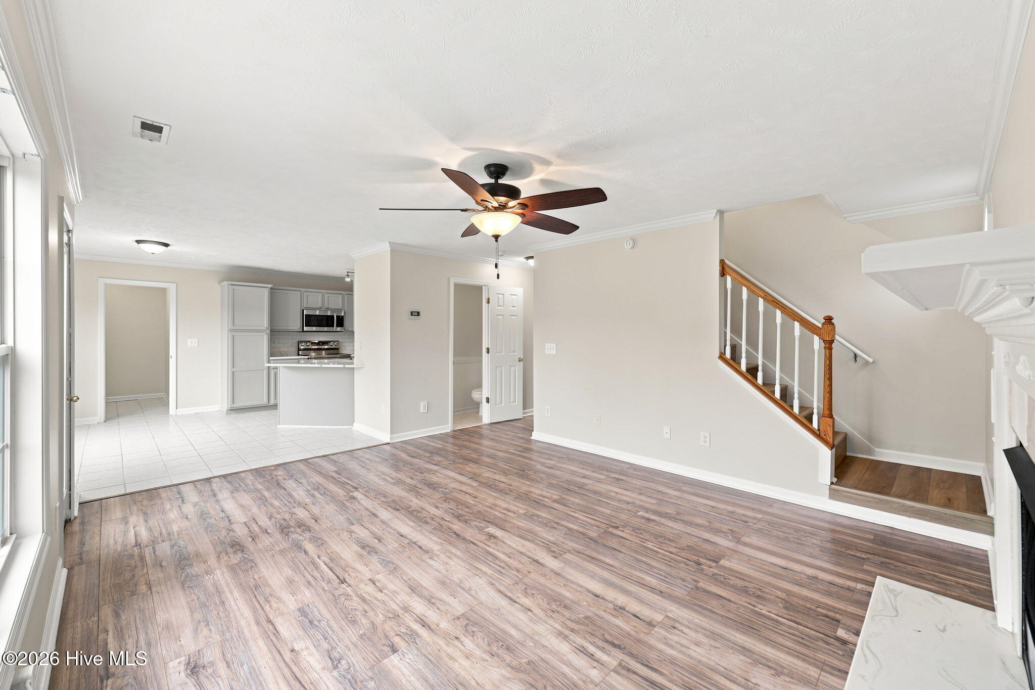 201 Bridlewood Drive