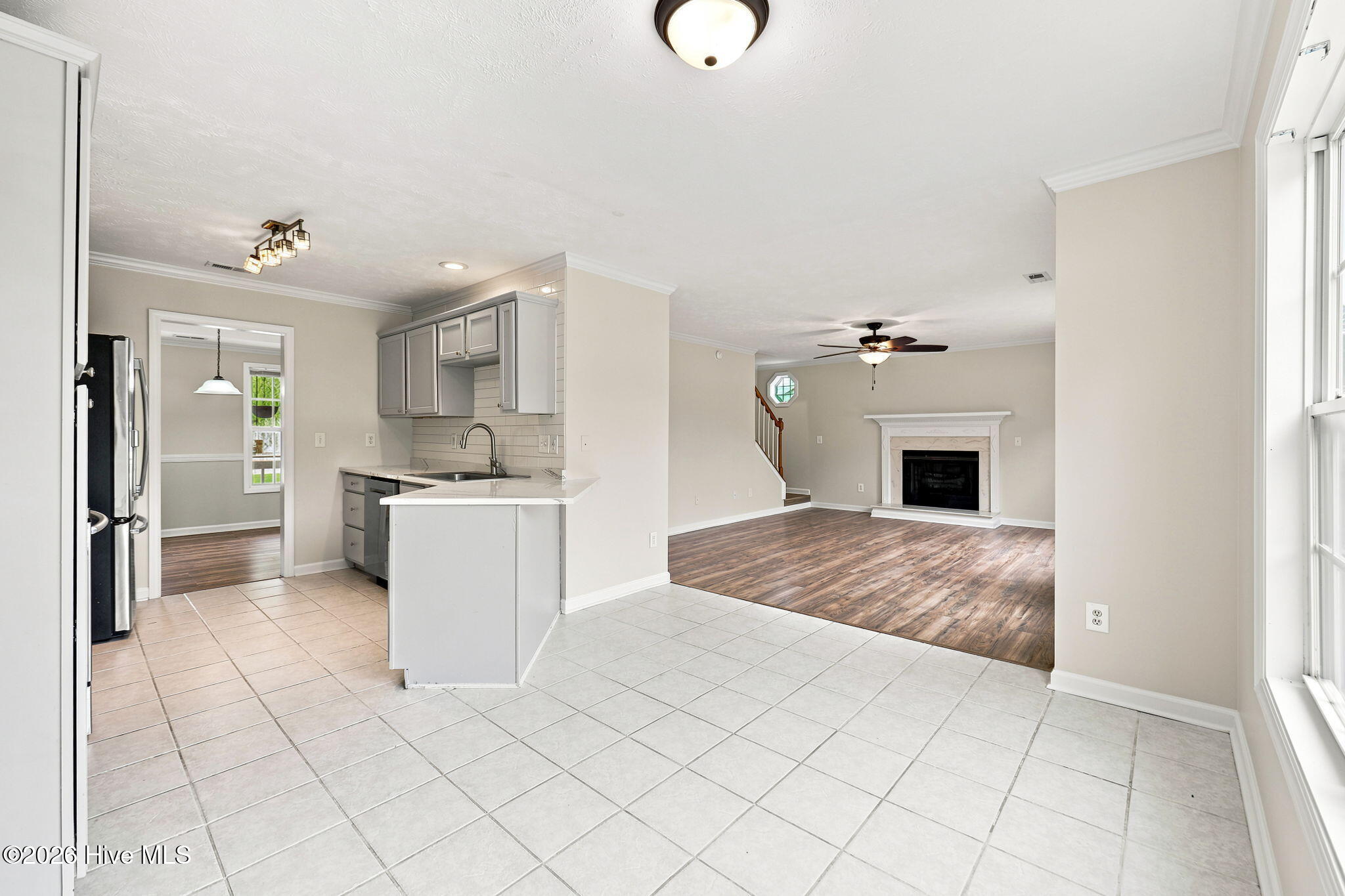 201 Bridlewood Drive