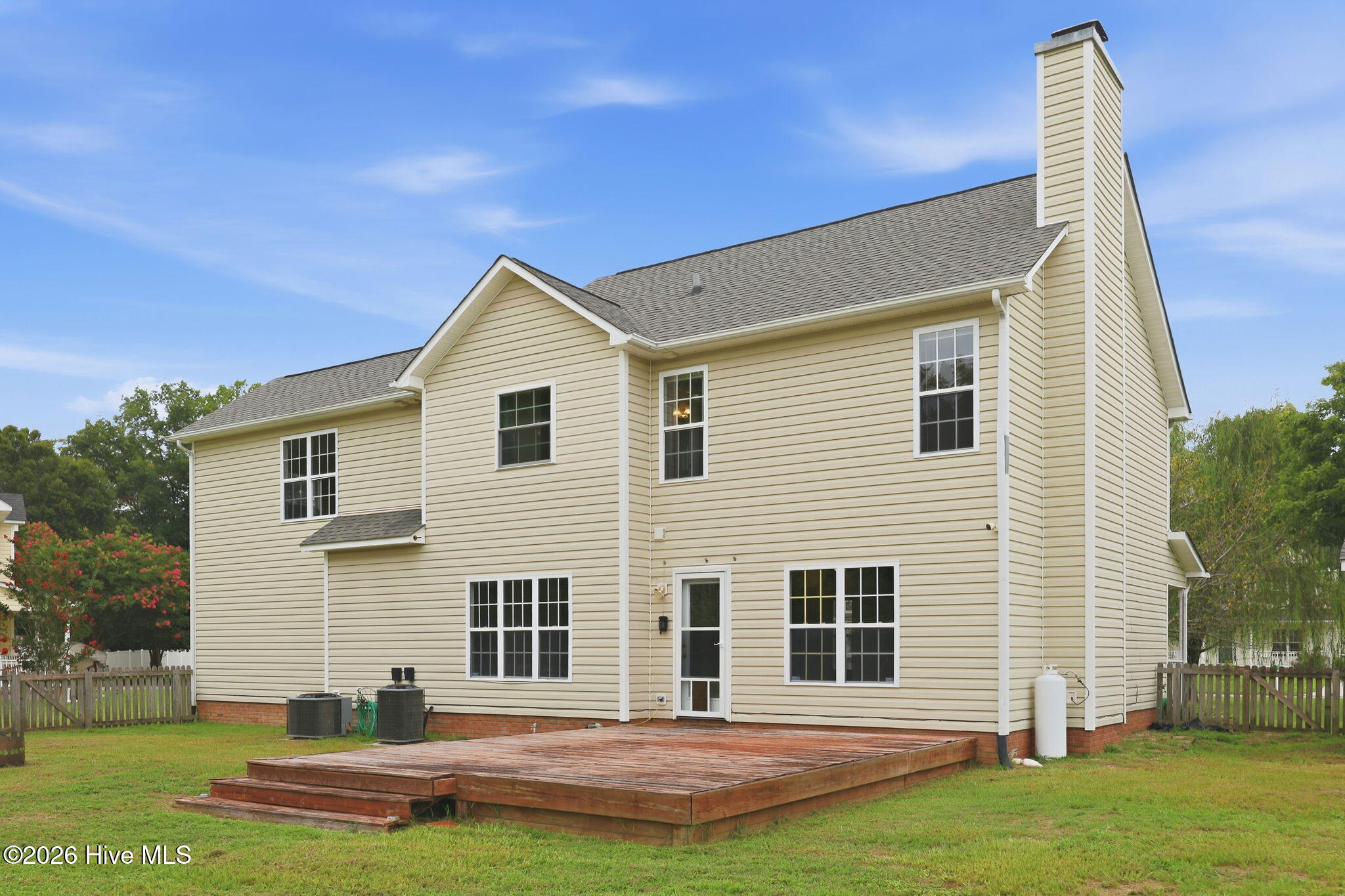 201 Bridlewood Drive