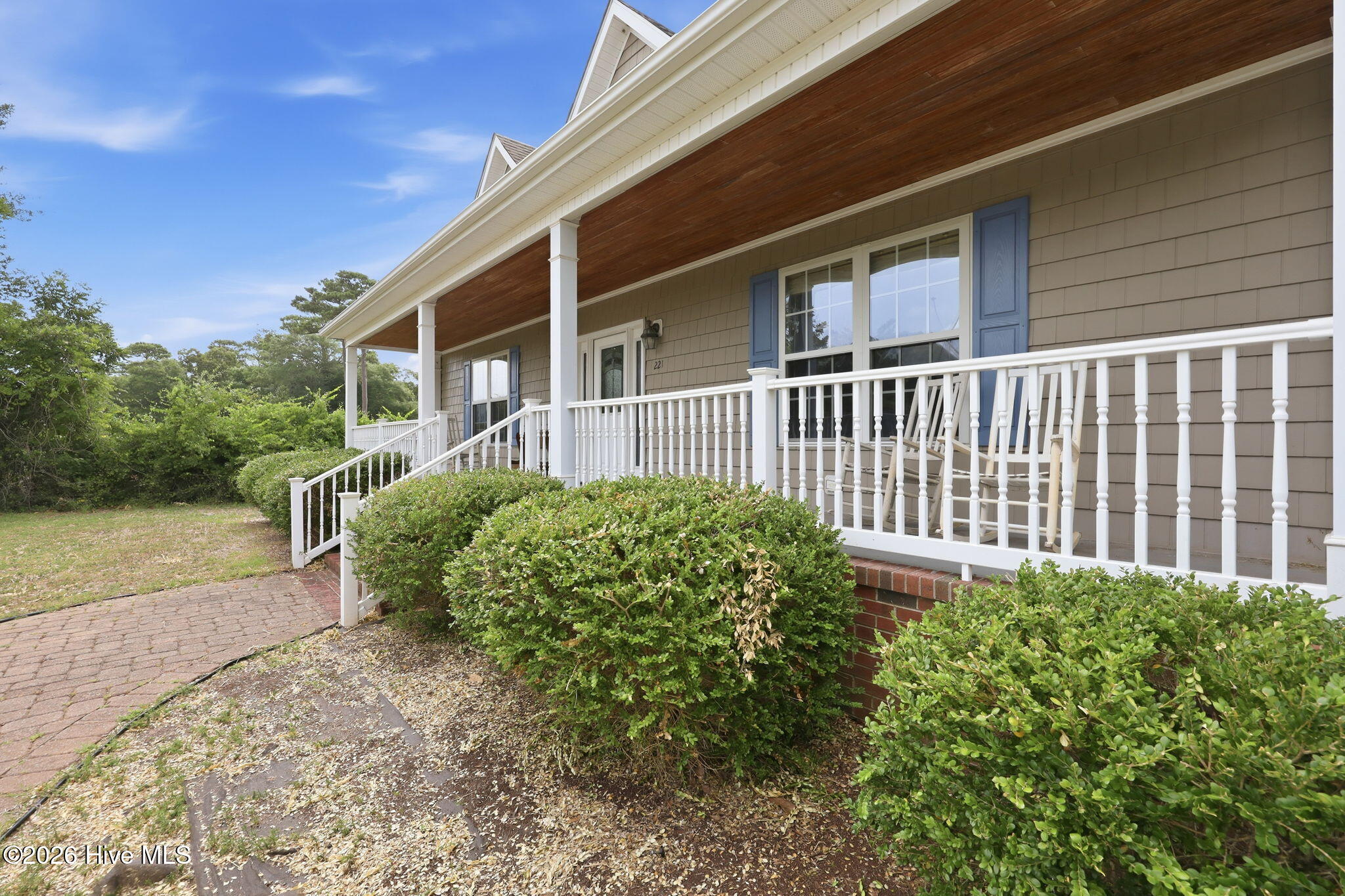 221 Oak Grove Circle