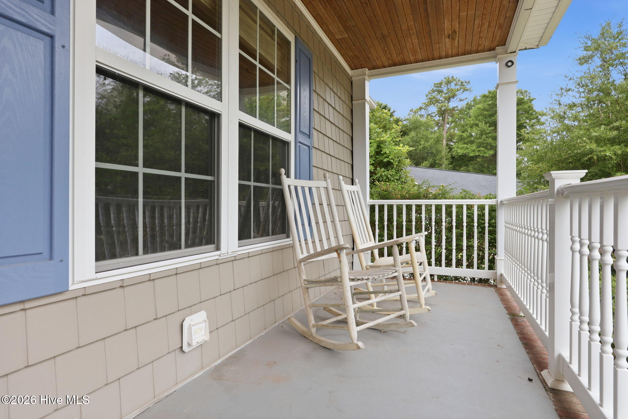 221 Oak Grove Circle