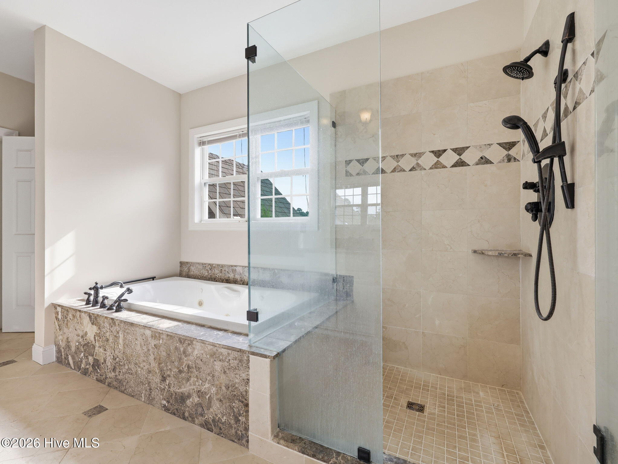 221 Oak Grove Circle