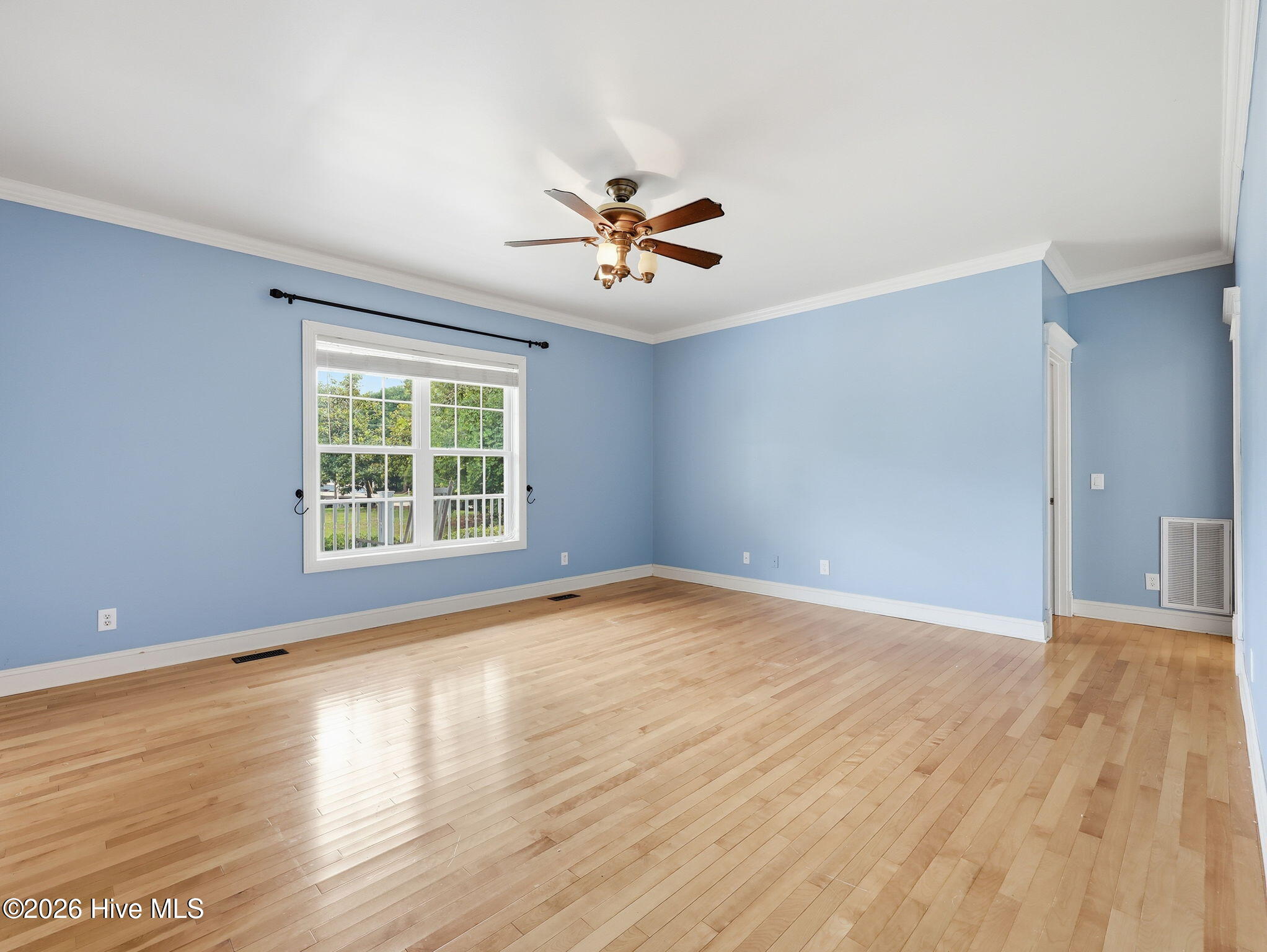 221 Oak Grove Circle
