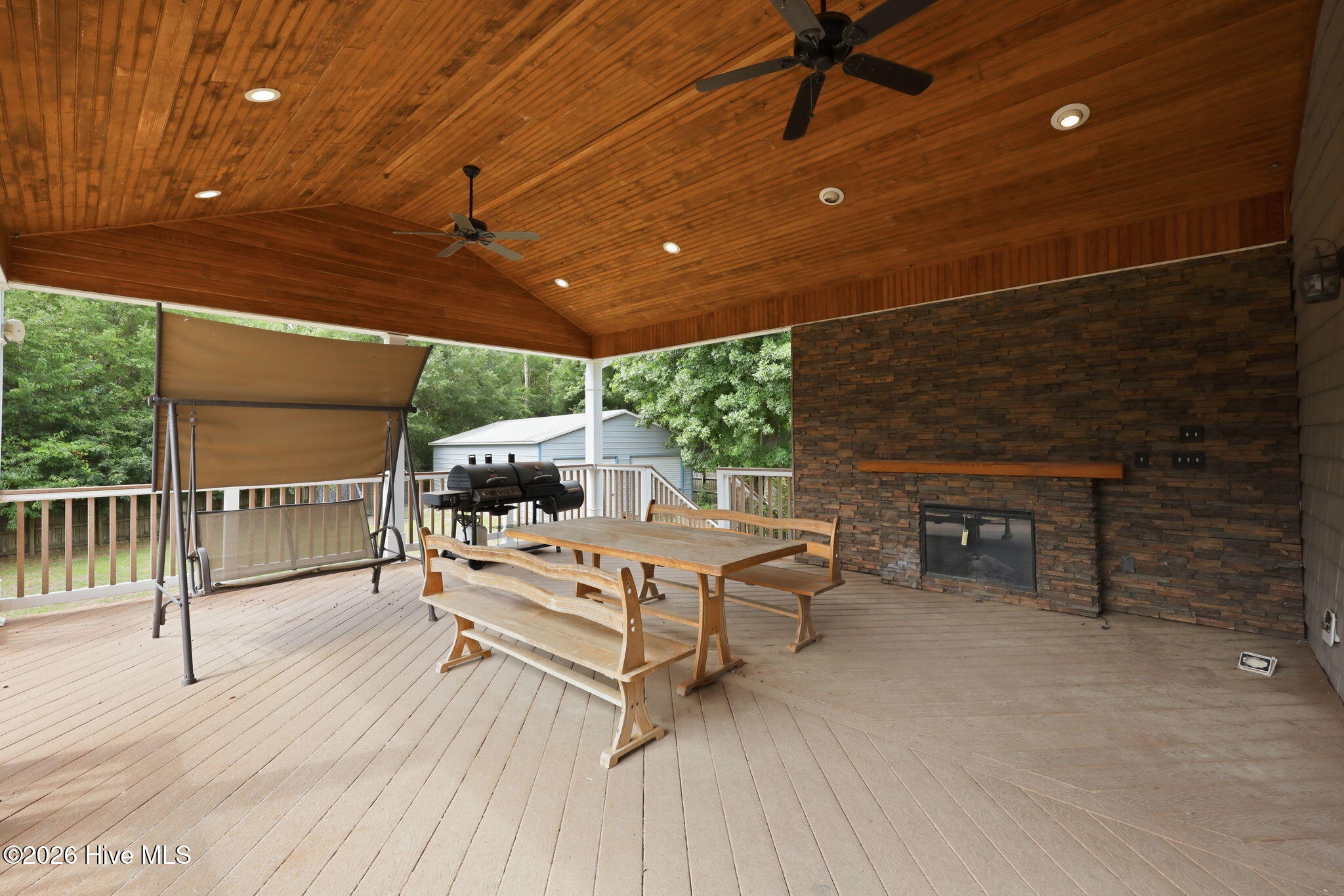 221 Oak Grove Circle