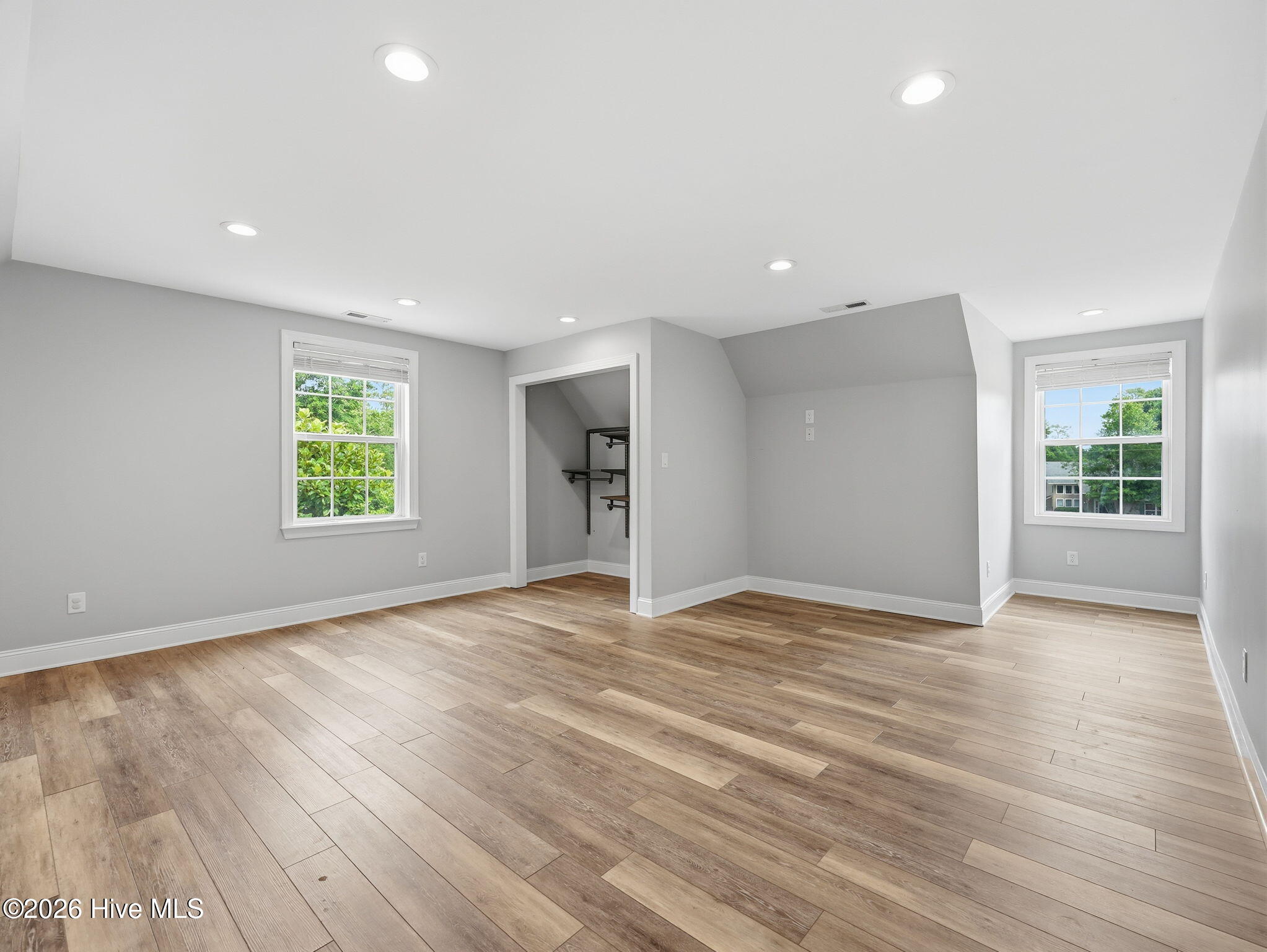 221 Oak Grove Circle