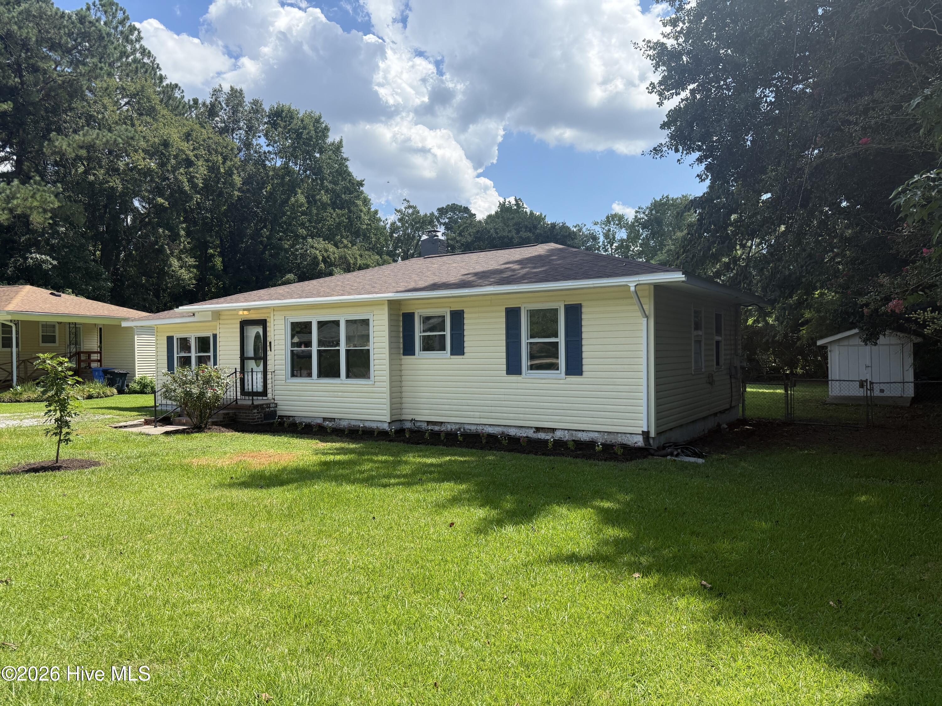 18 White Oak Street