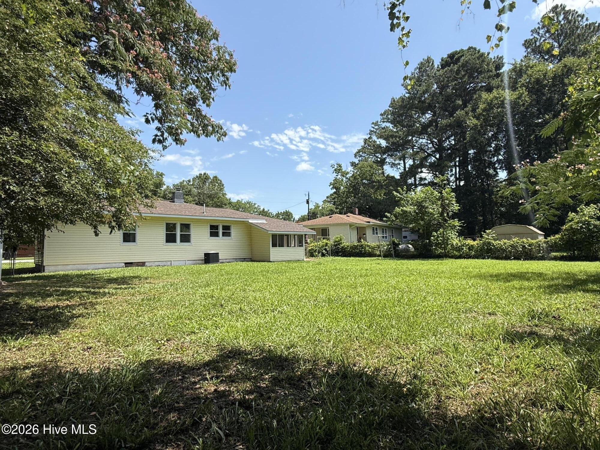 18 White Oak Street