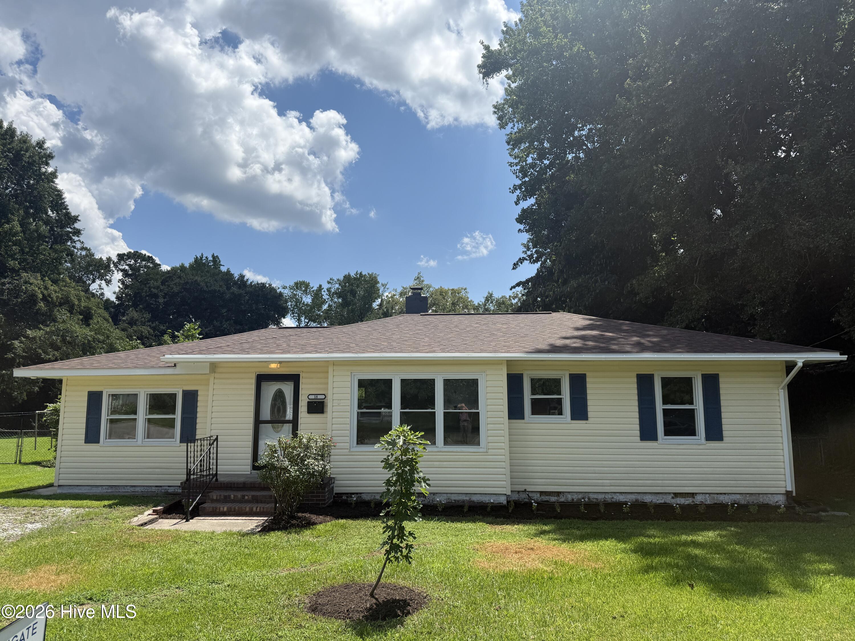 18 White Oak Street