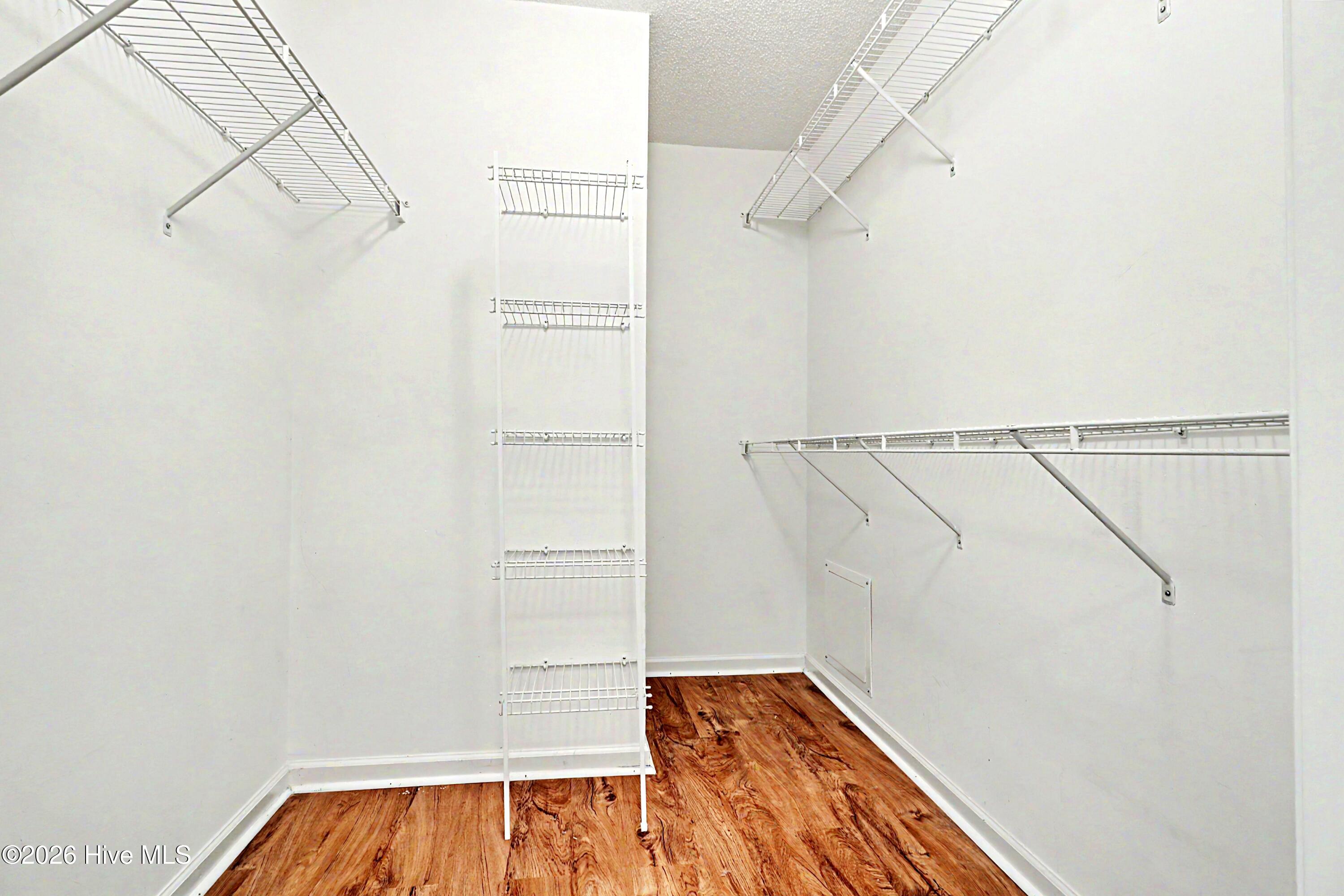 4140 Breezewood Drive Unit 104