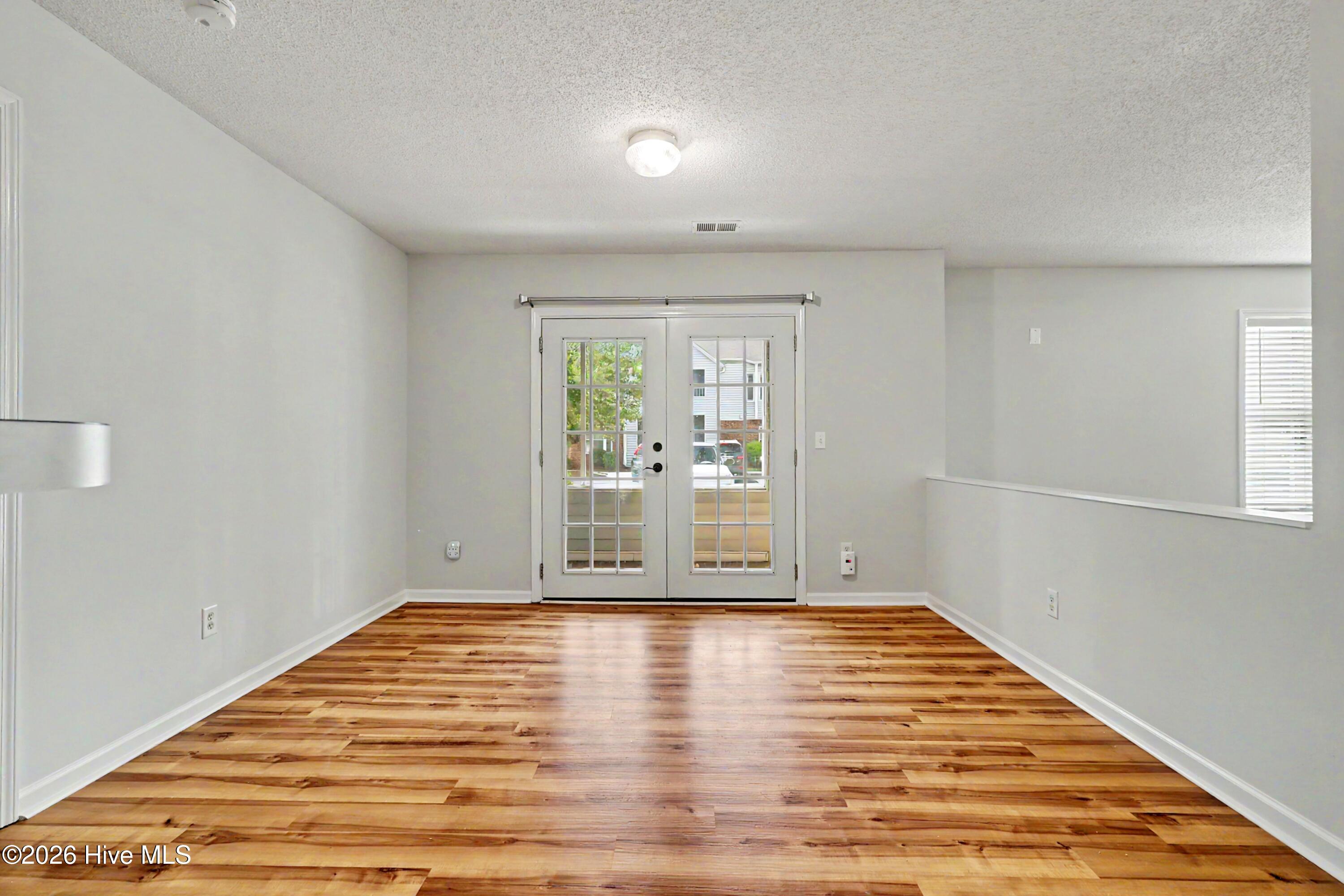 4140 Breezewood Drive Unit 104