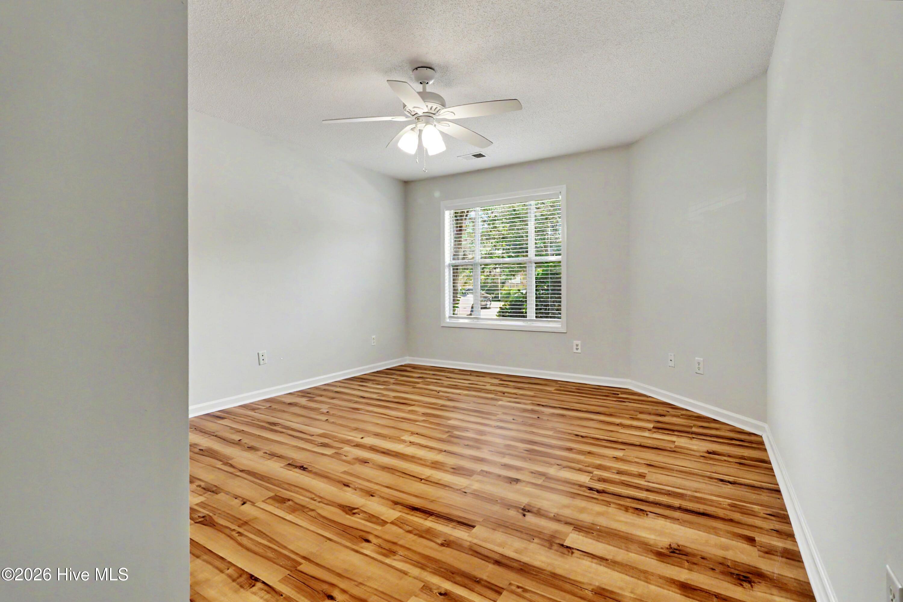 4140 Breezewood Drive Unit 104