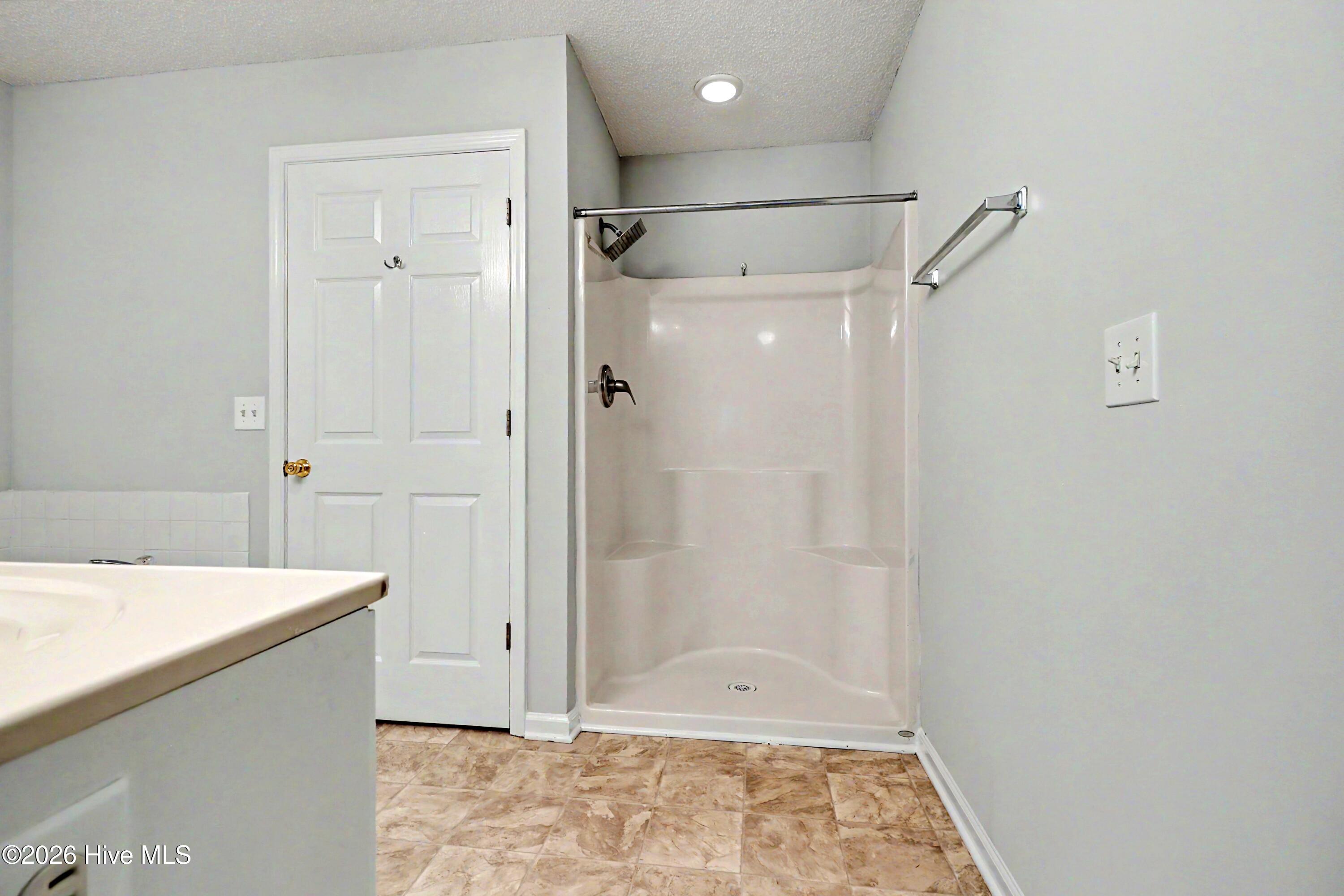 4140 Breezewood Drive Unit 104