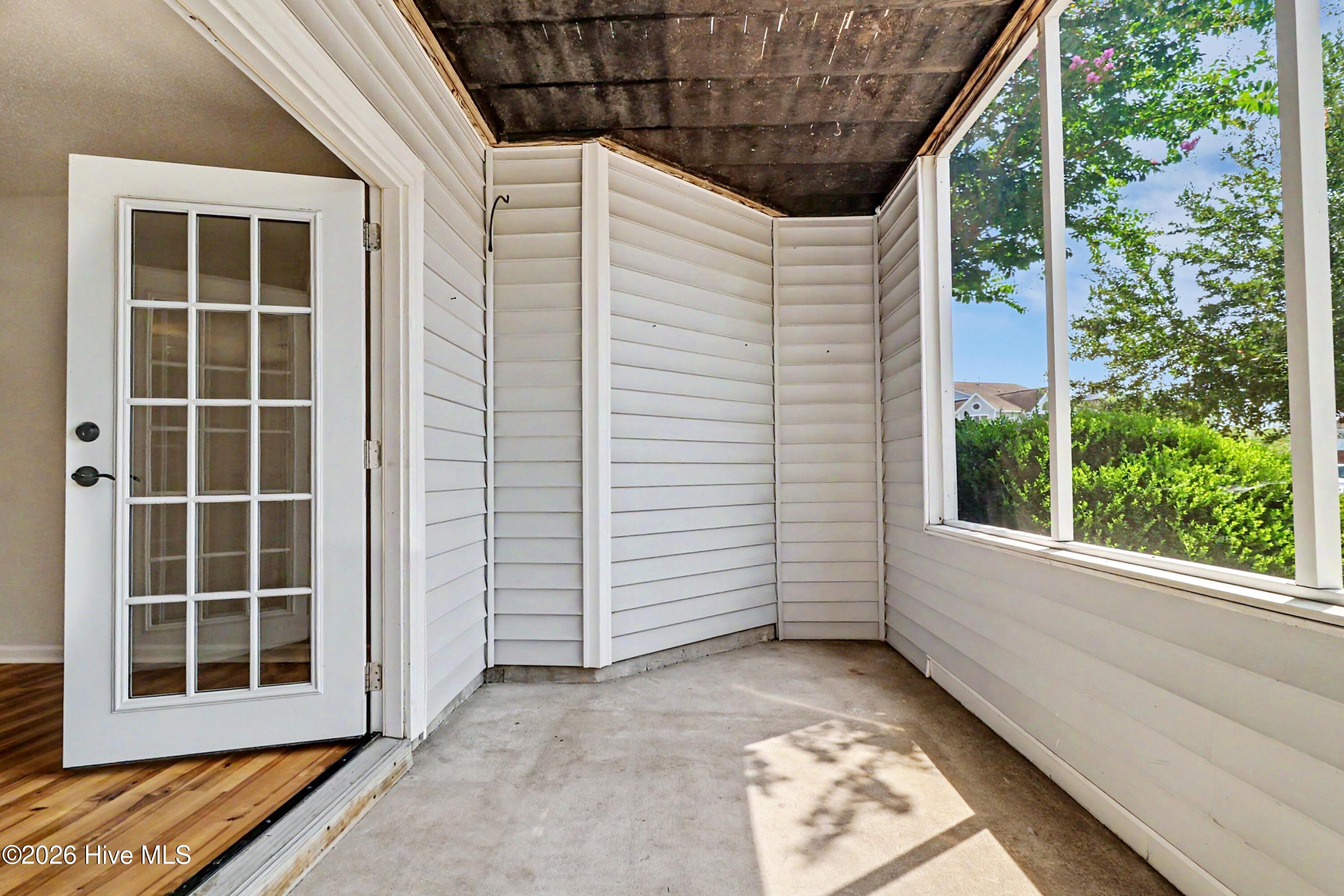 4140 Breezewood Drive Unit 104