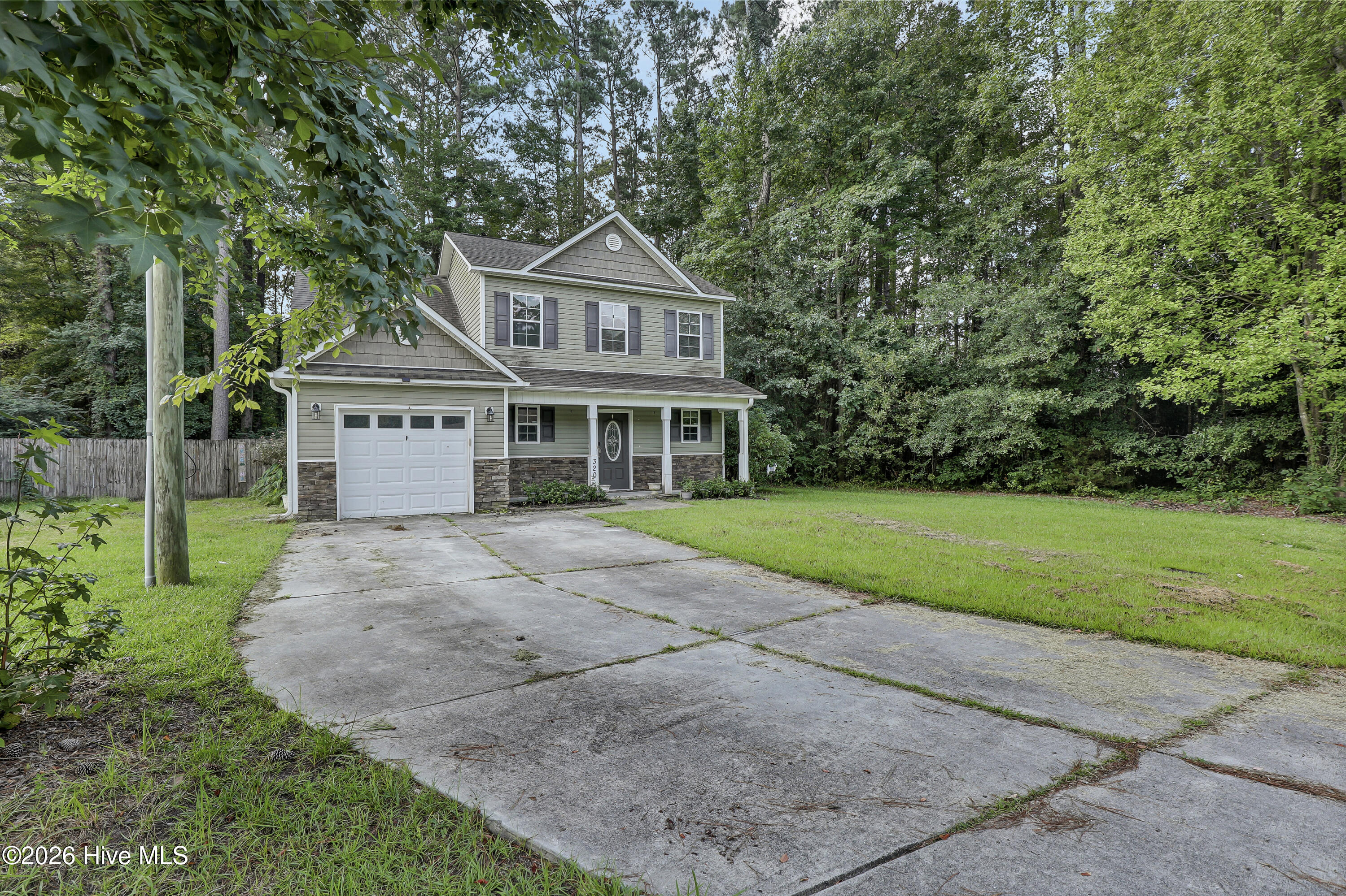320 Lakewood Drive