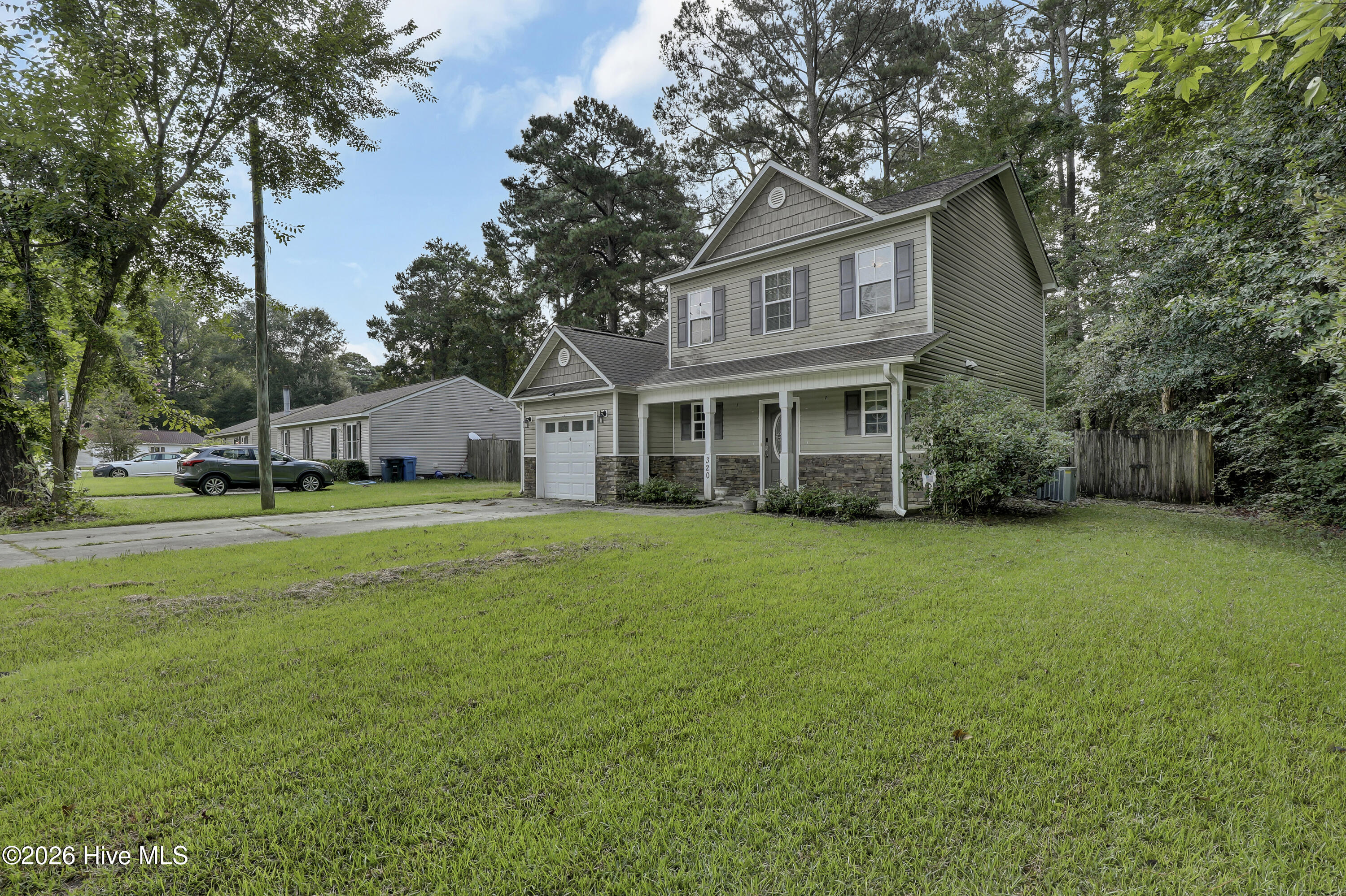 320 Lakewood Drive