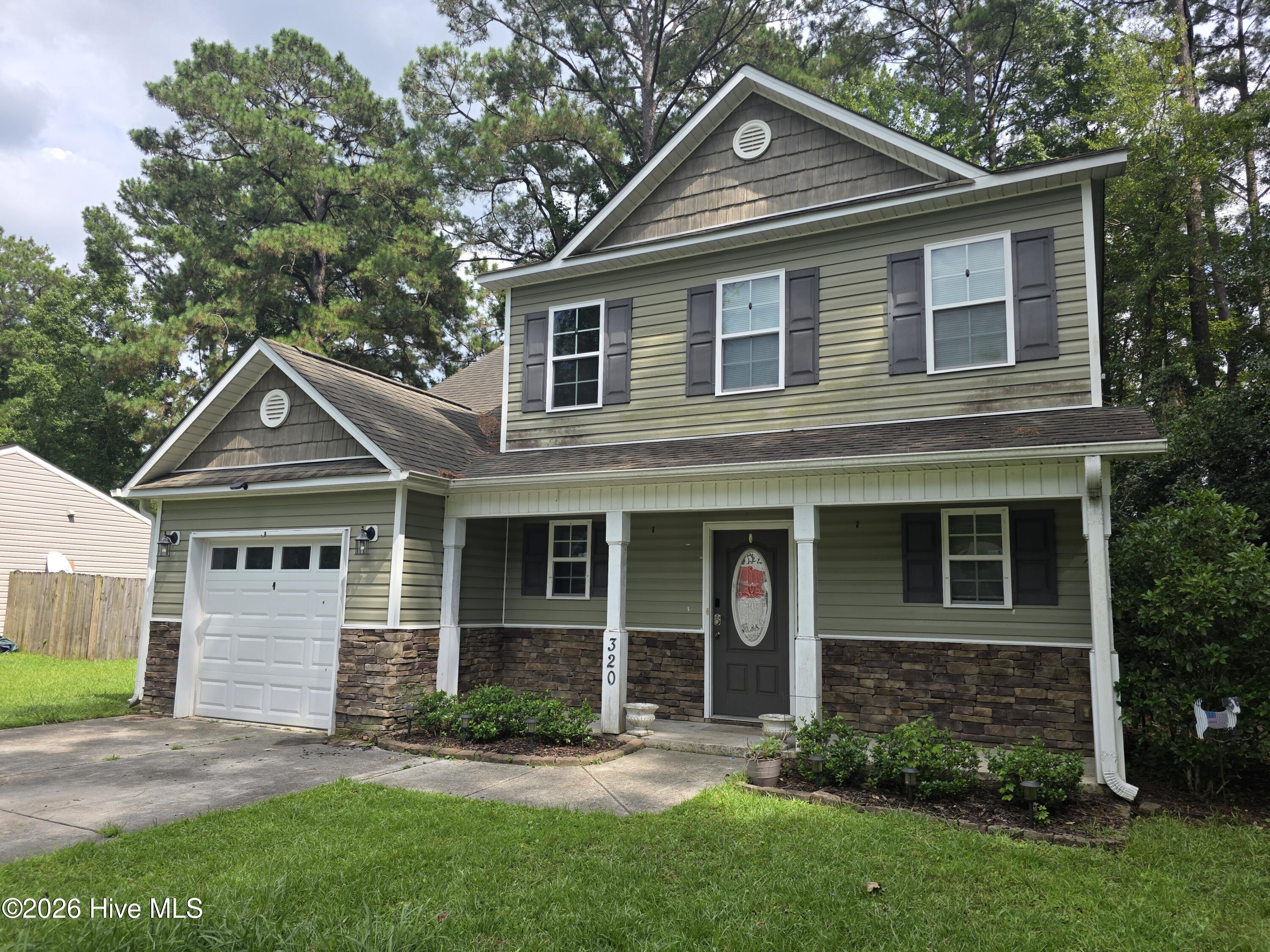320 Lakewood Drive