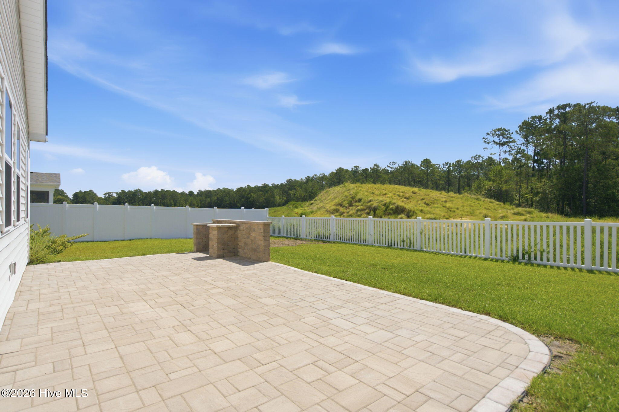 609 Edgeside Drive SE