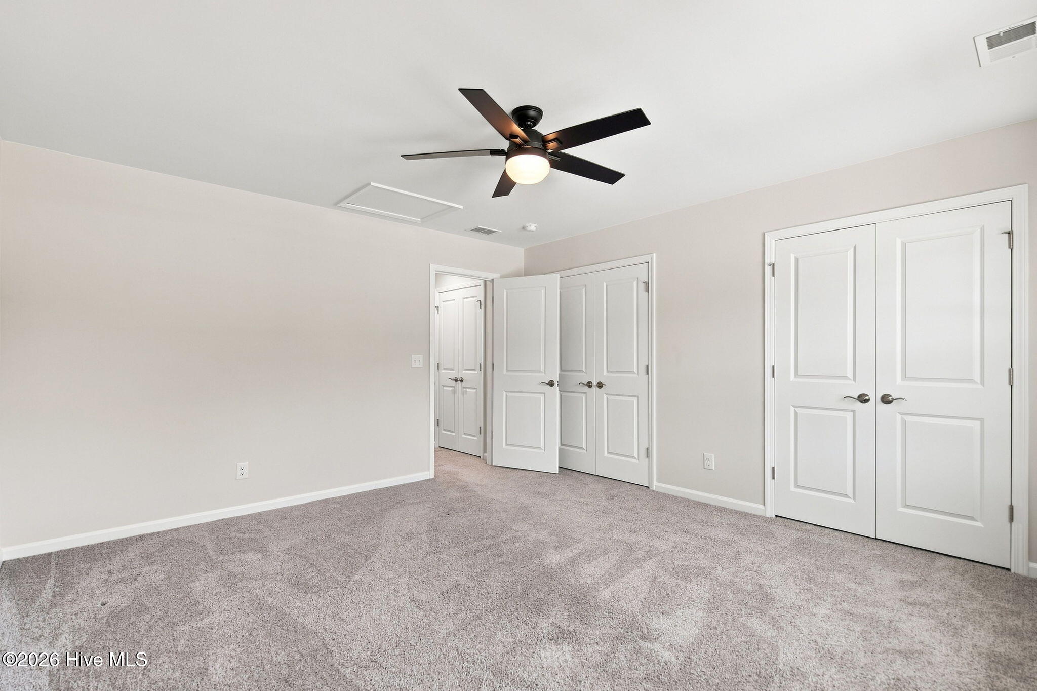 609 Edgeside Drive SE