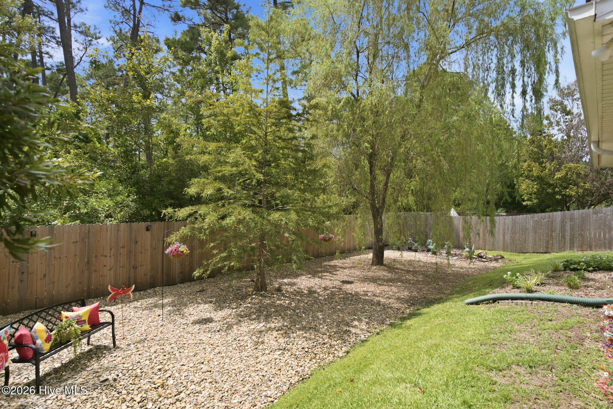 1040 Lanterns Lane