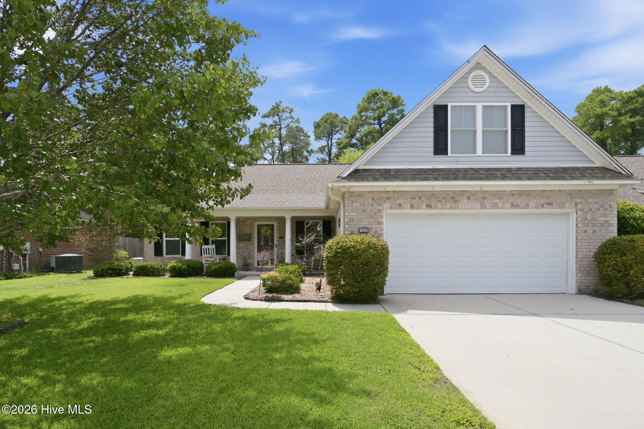 1040 Lanterns Lane