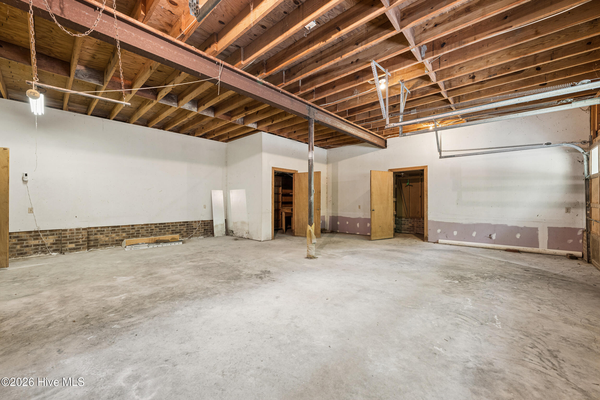 1612 Colony Drive