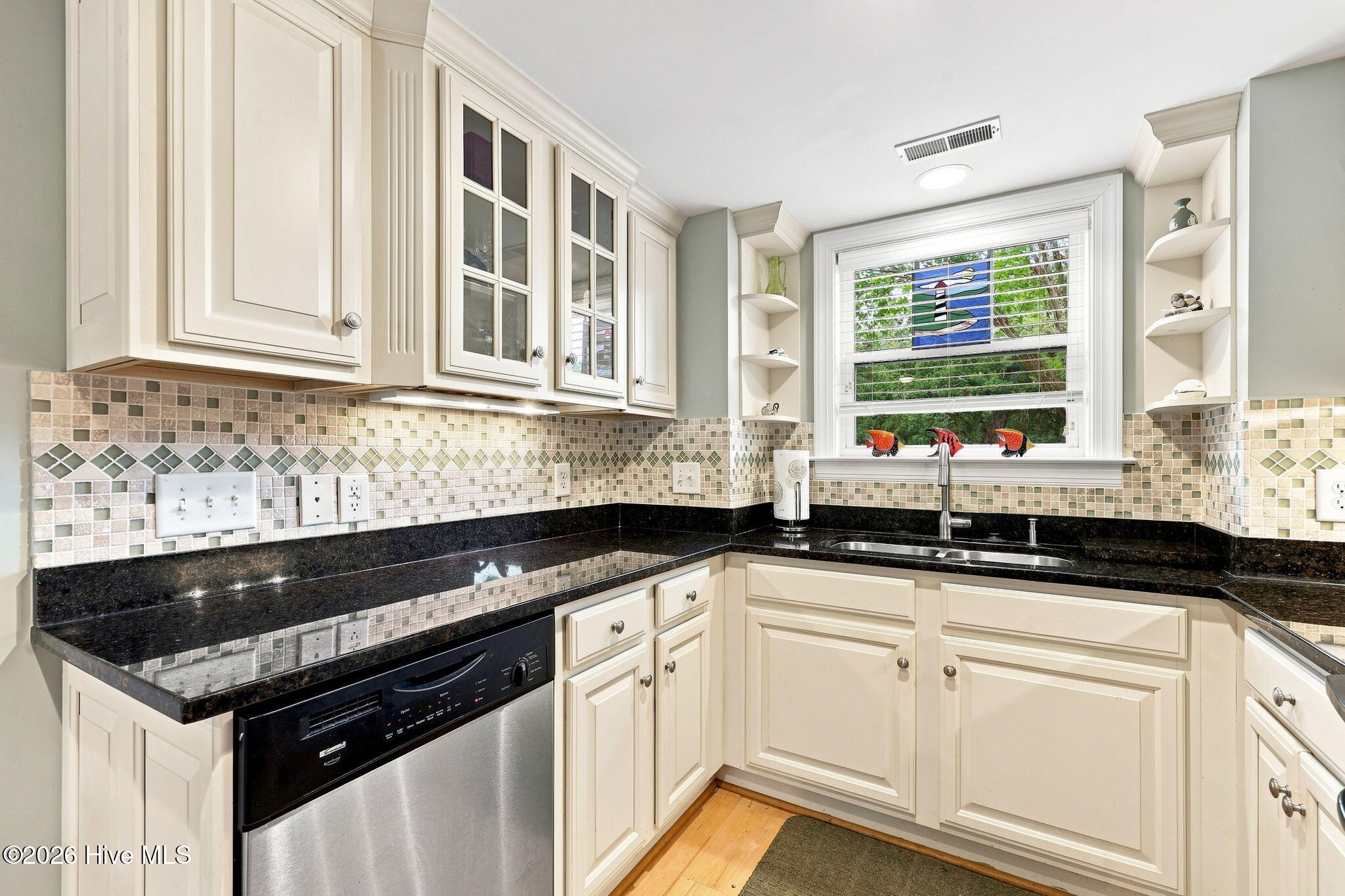1308 Ann Street 15