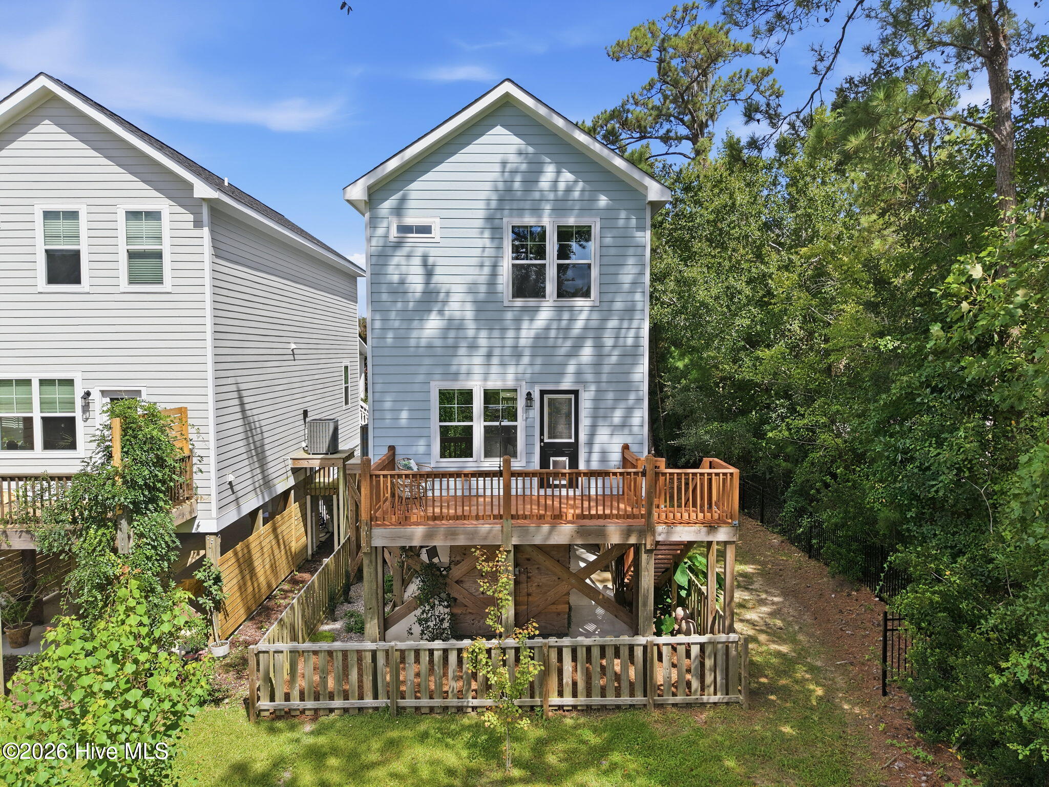 1306 Charleston Common Drive