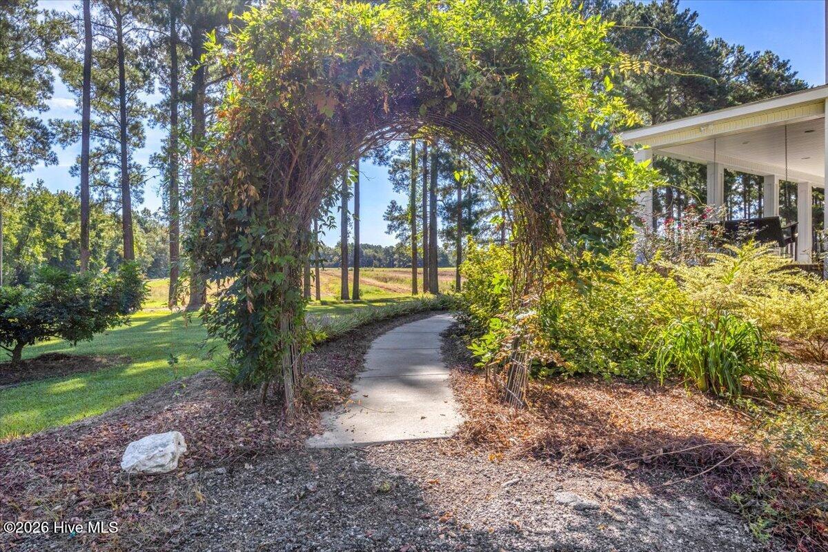 18078 Nc Hwy 210 E