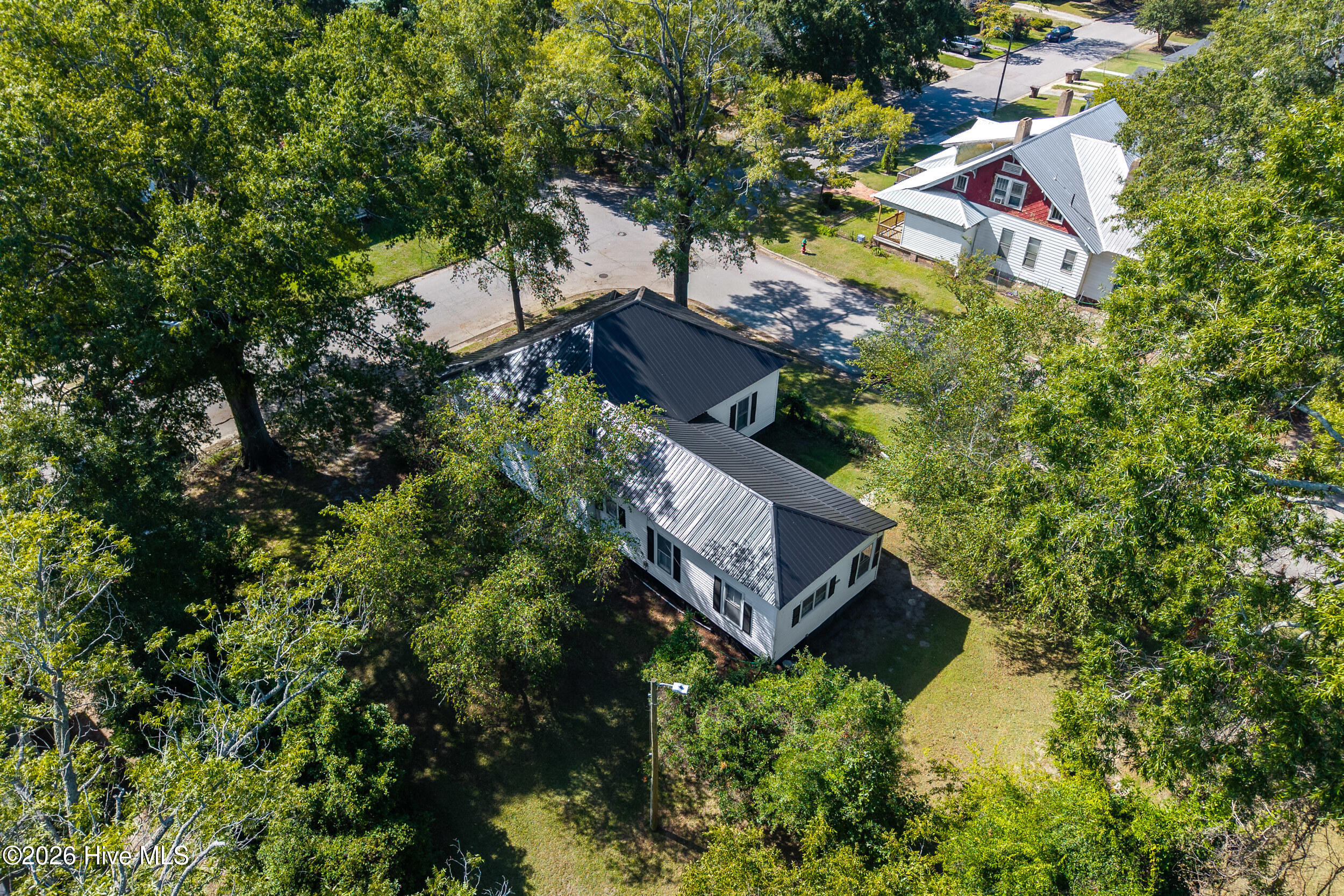 412 W Walnut Street