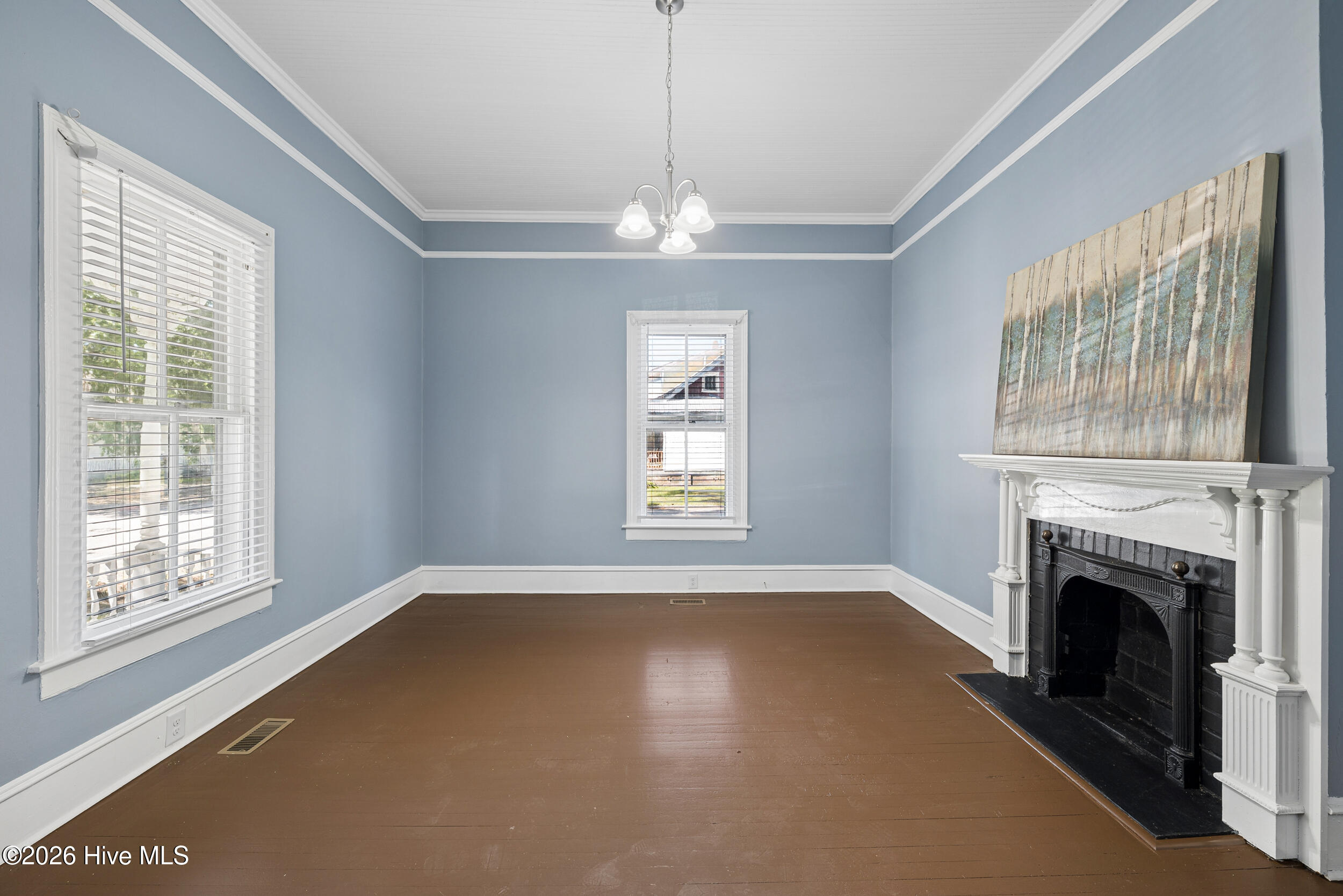 412 W Walnut Street
