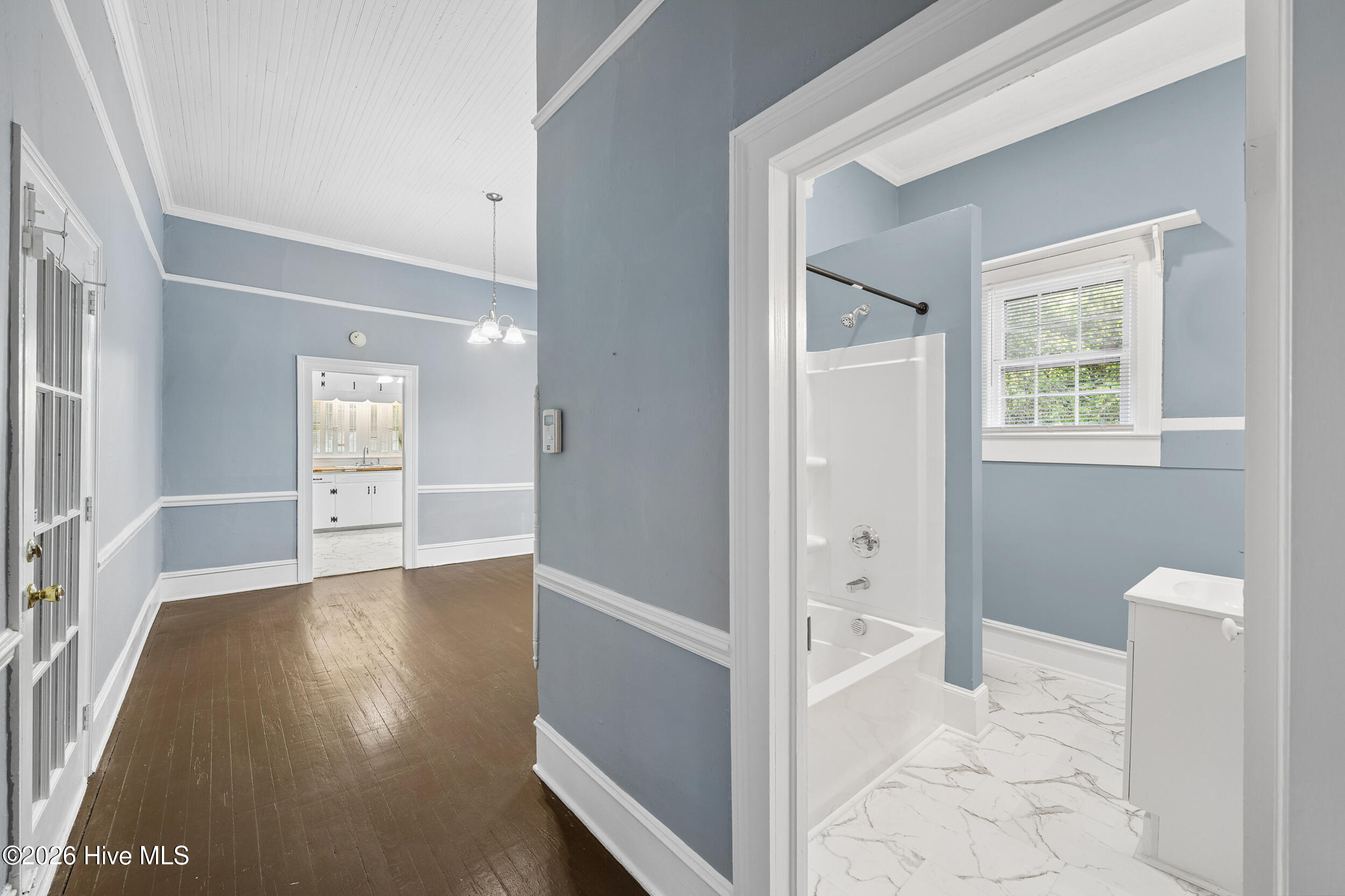412 W Walnut Street