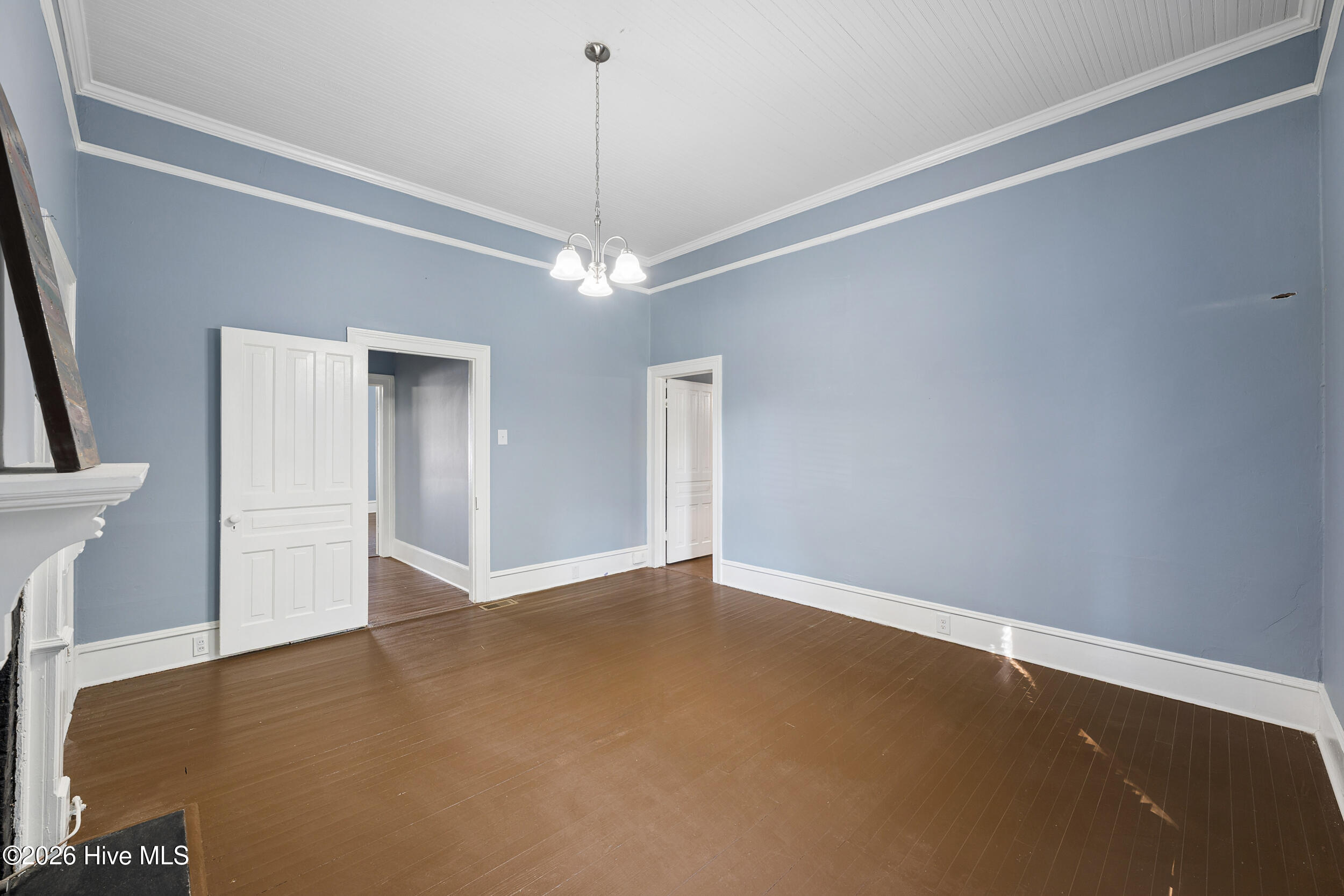 412 W Walnut Street