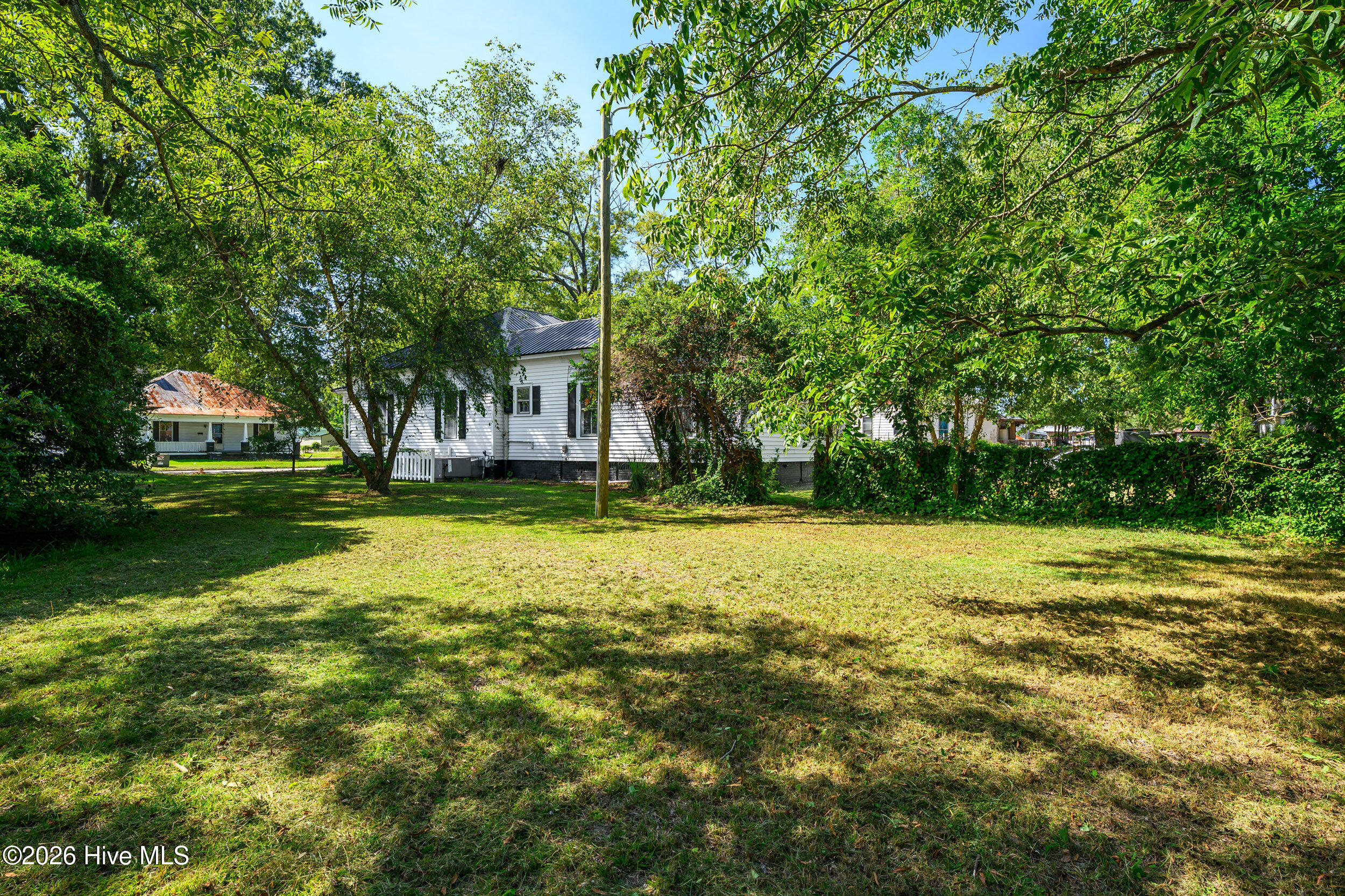 412 W Walnut Street