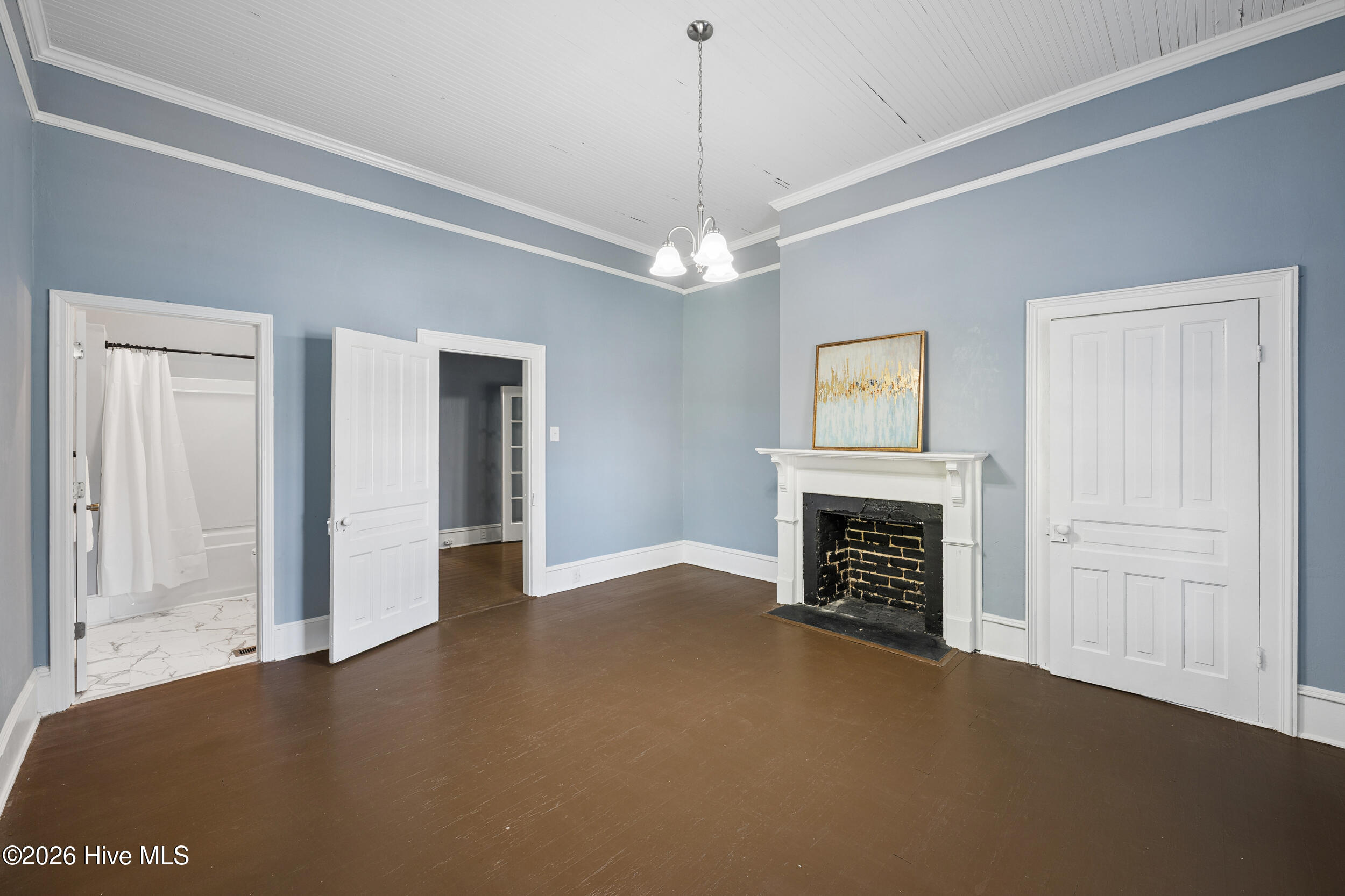 412 W Walnut Street