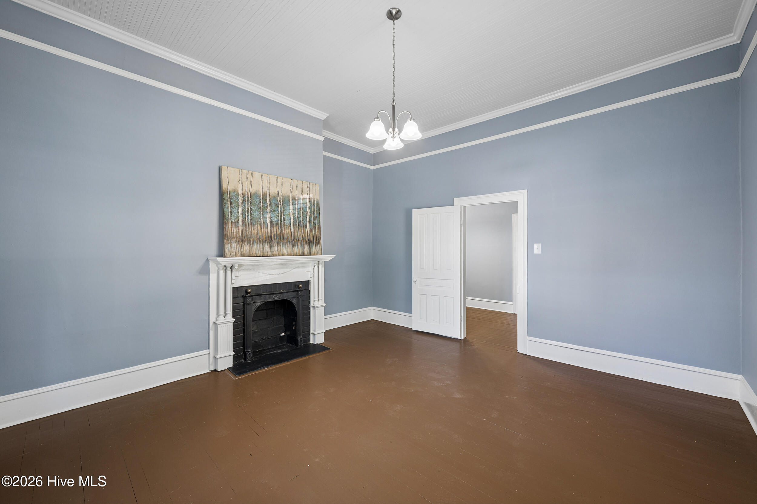 412 W Walnut Street