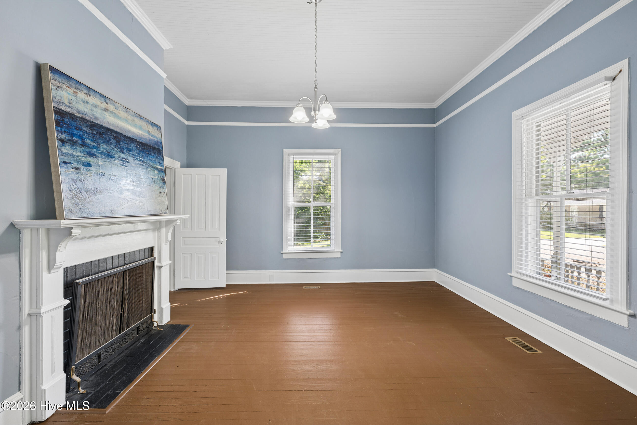 412 W Walnut Street