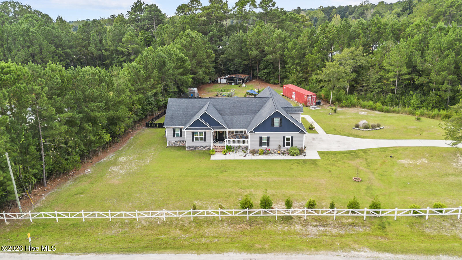 118 King Estates Road