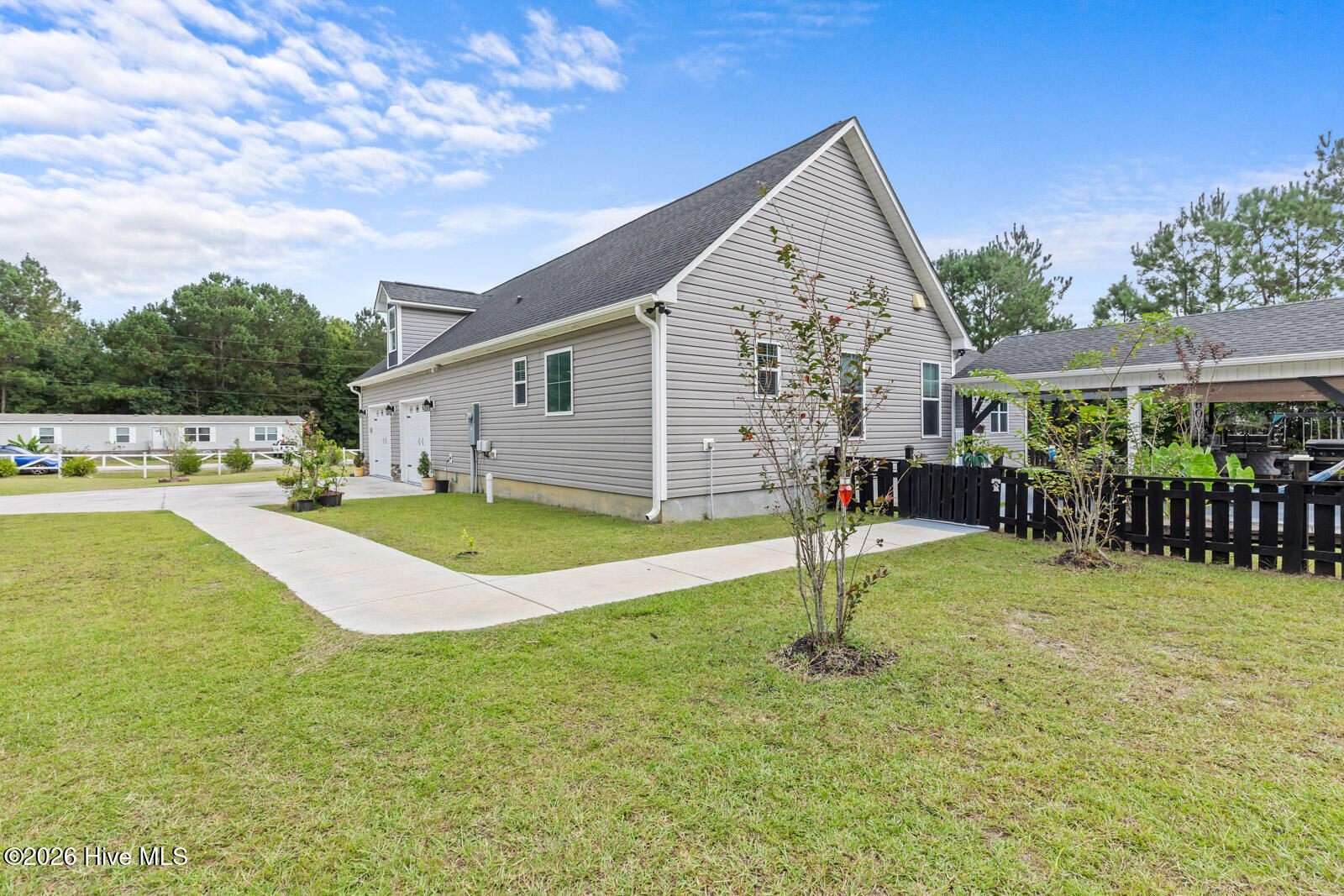 118 King Estates Road