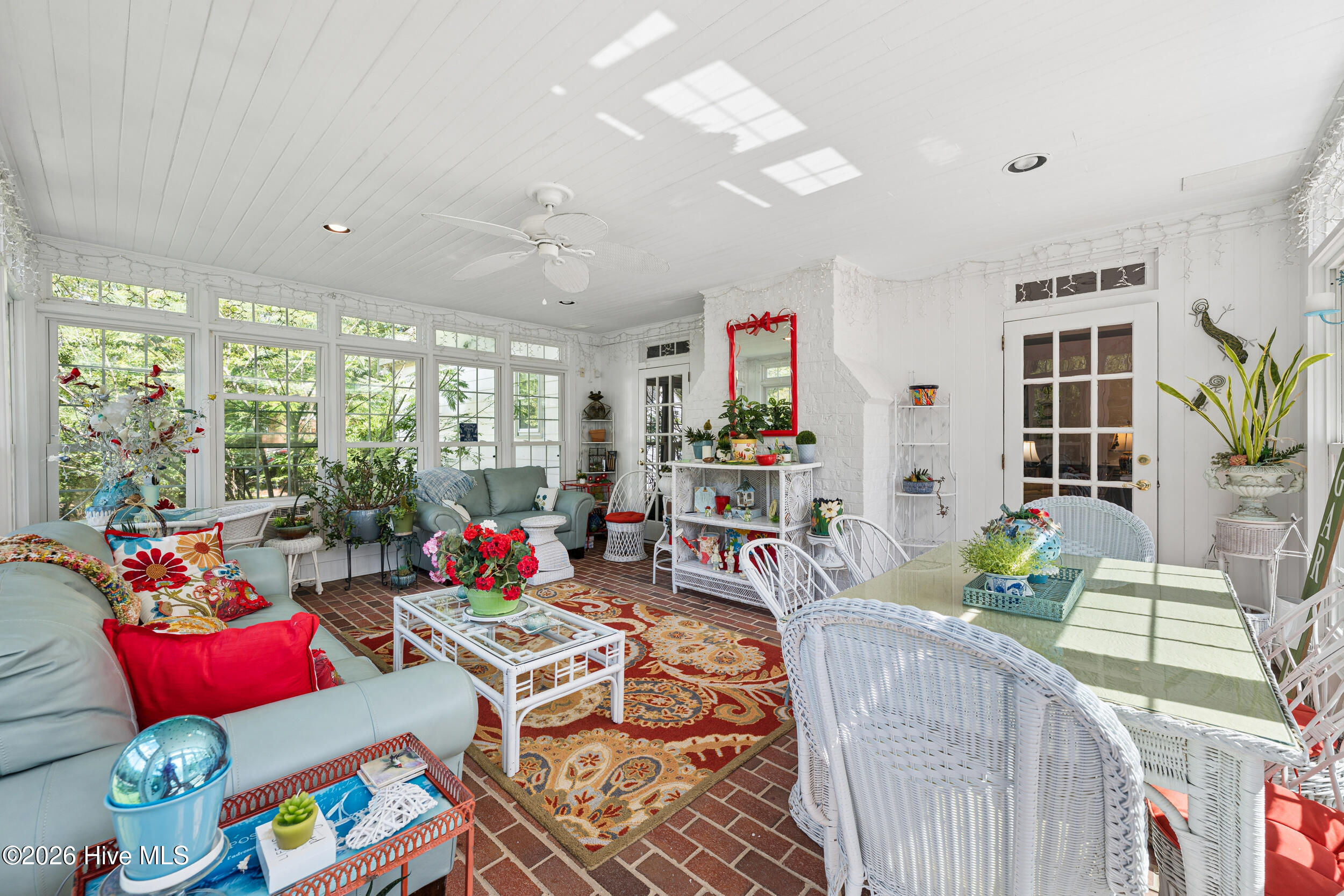 1600 Colony Drive