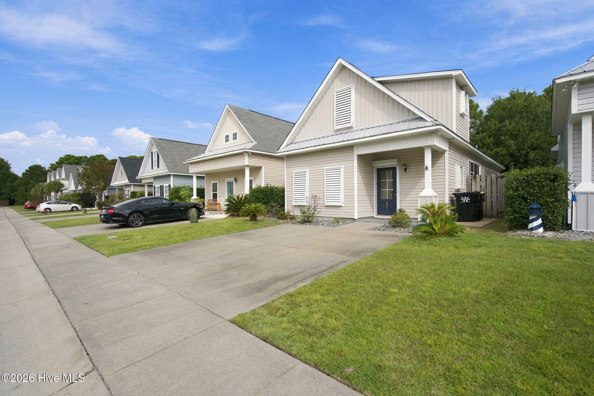 823 Isle Of Palms Way