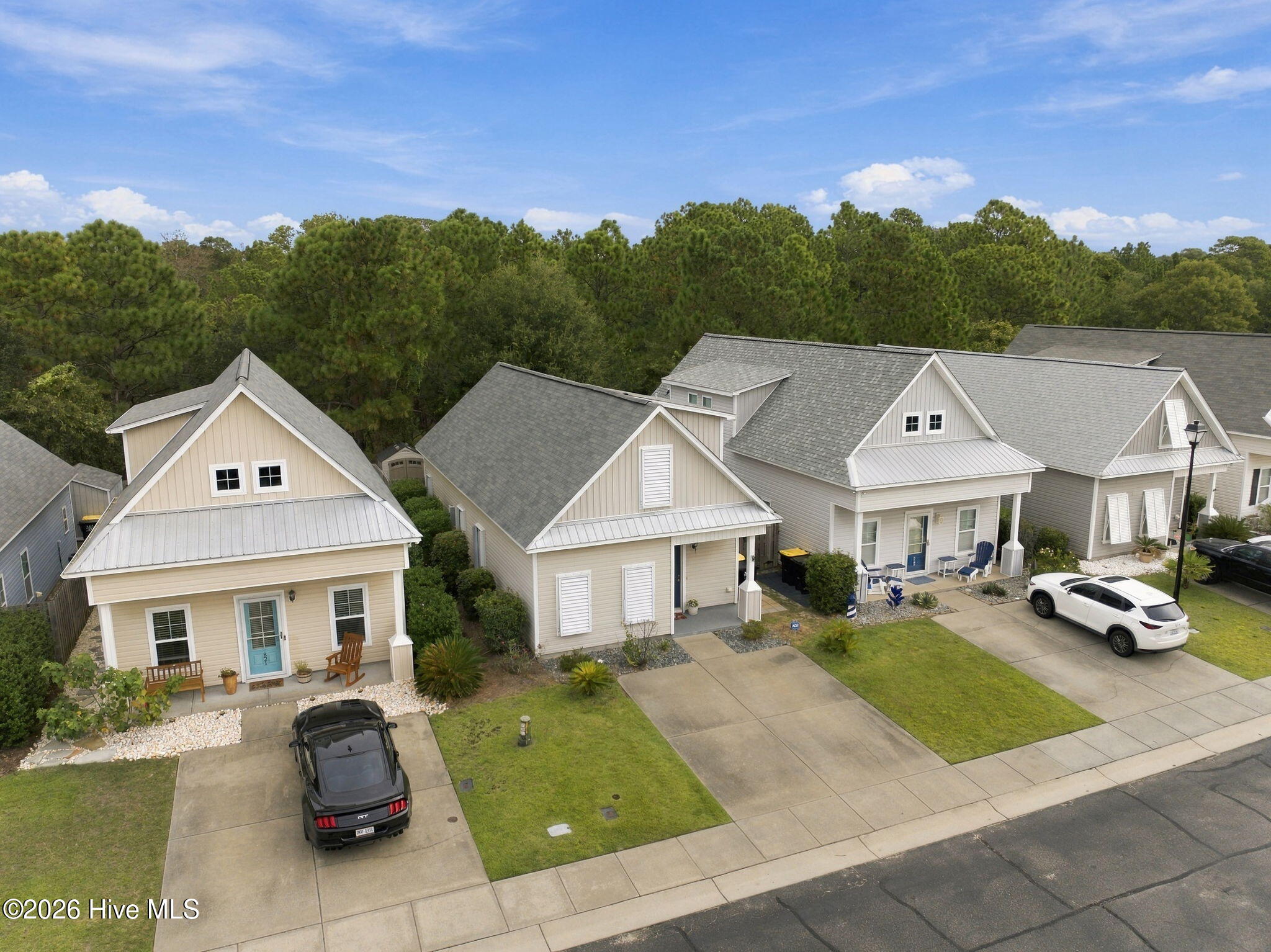 823 Isle Of Palms Way