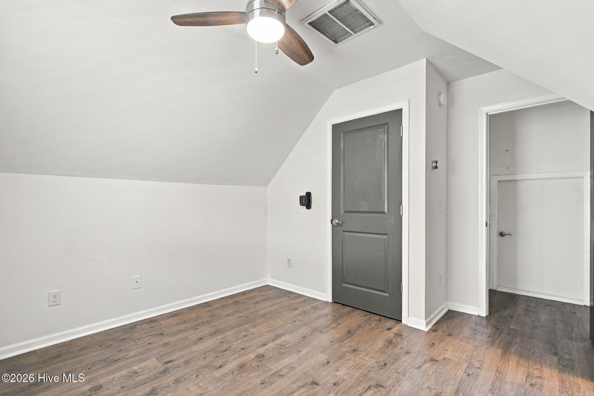 823 Isle Of Palms Way