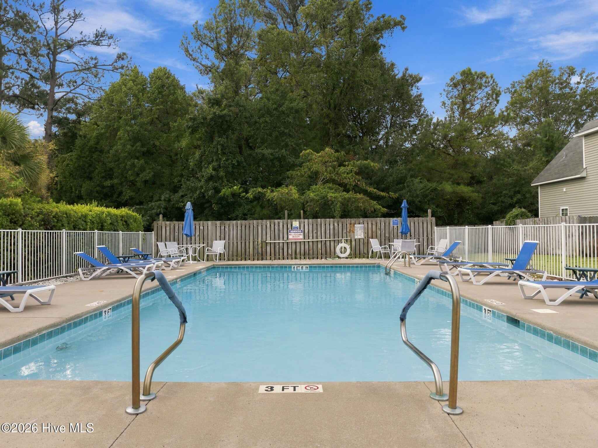 823 Isle Of Palms Way