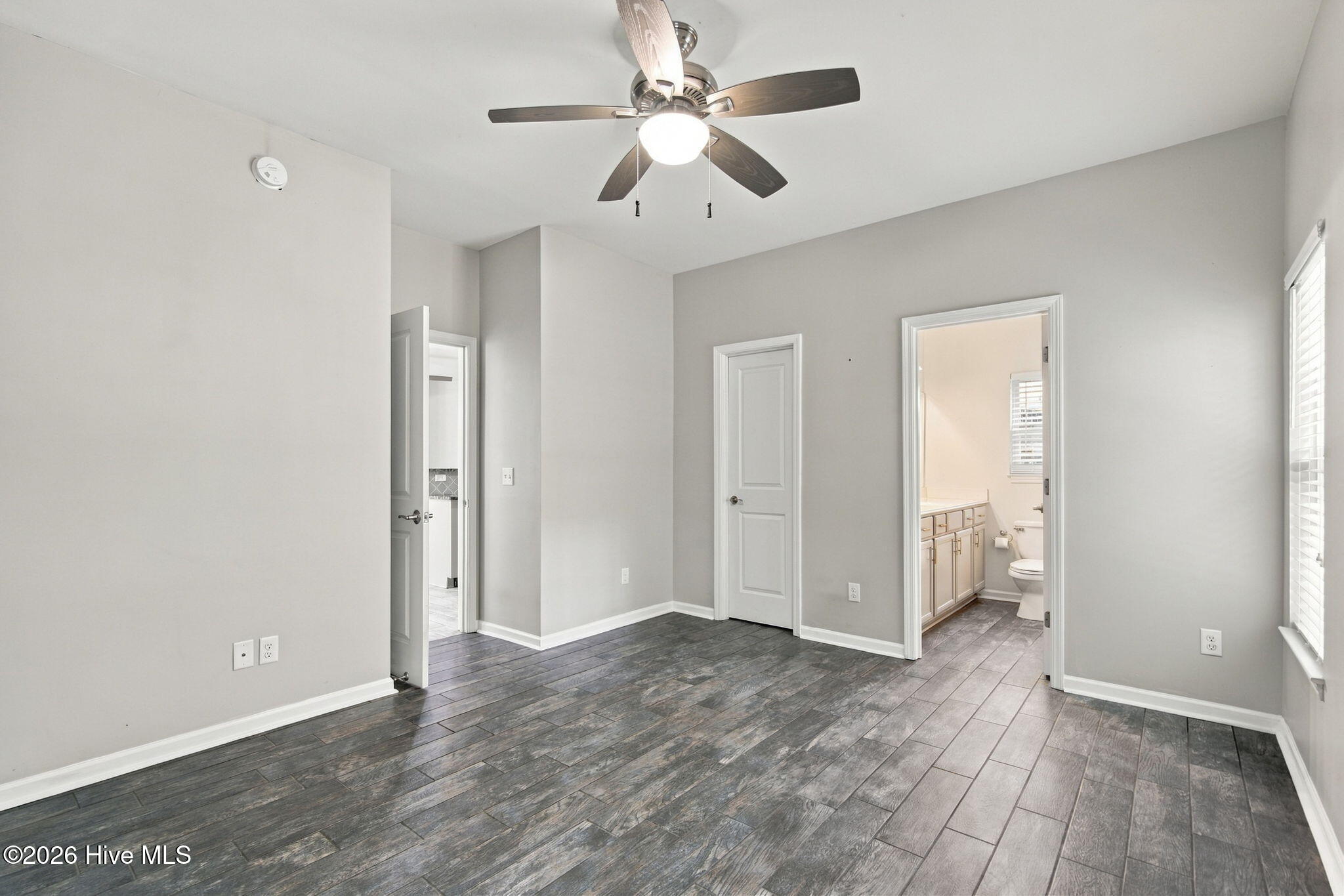 823 Isle Of Palms Way