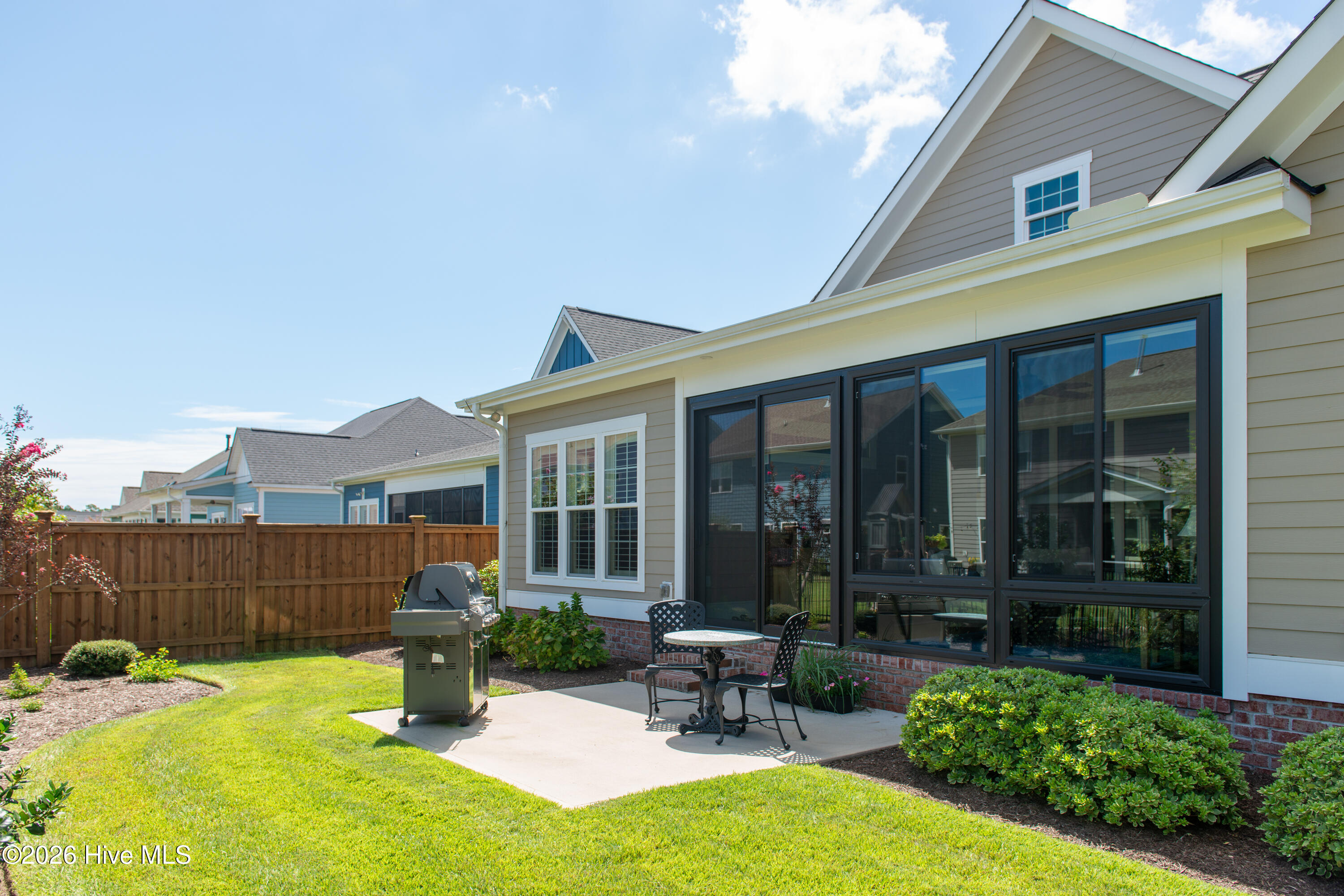 939 Bradshaw Terrace