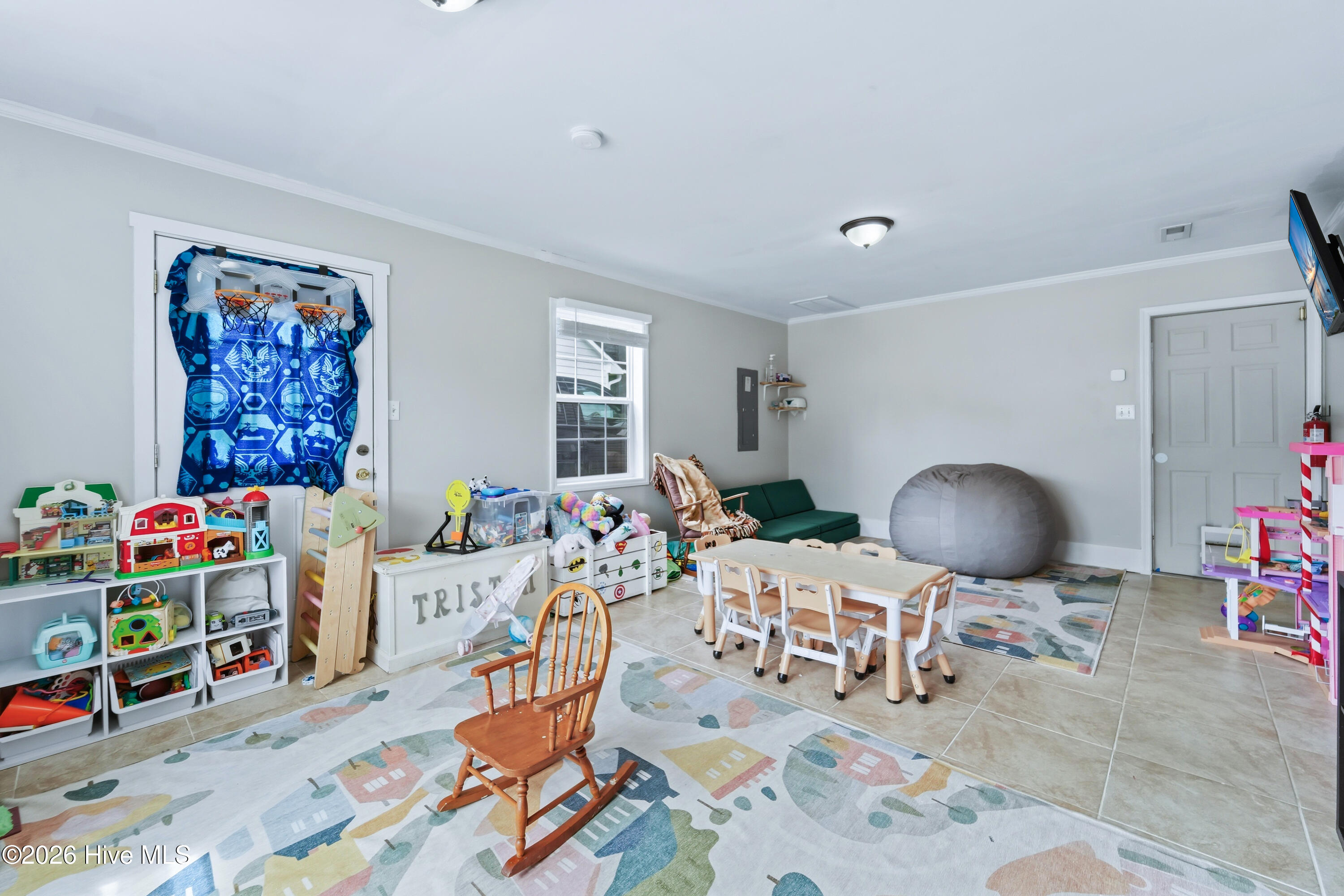 304 Pebble Lane