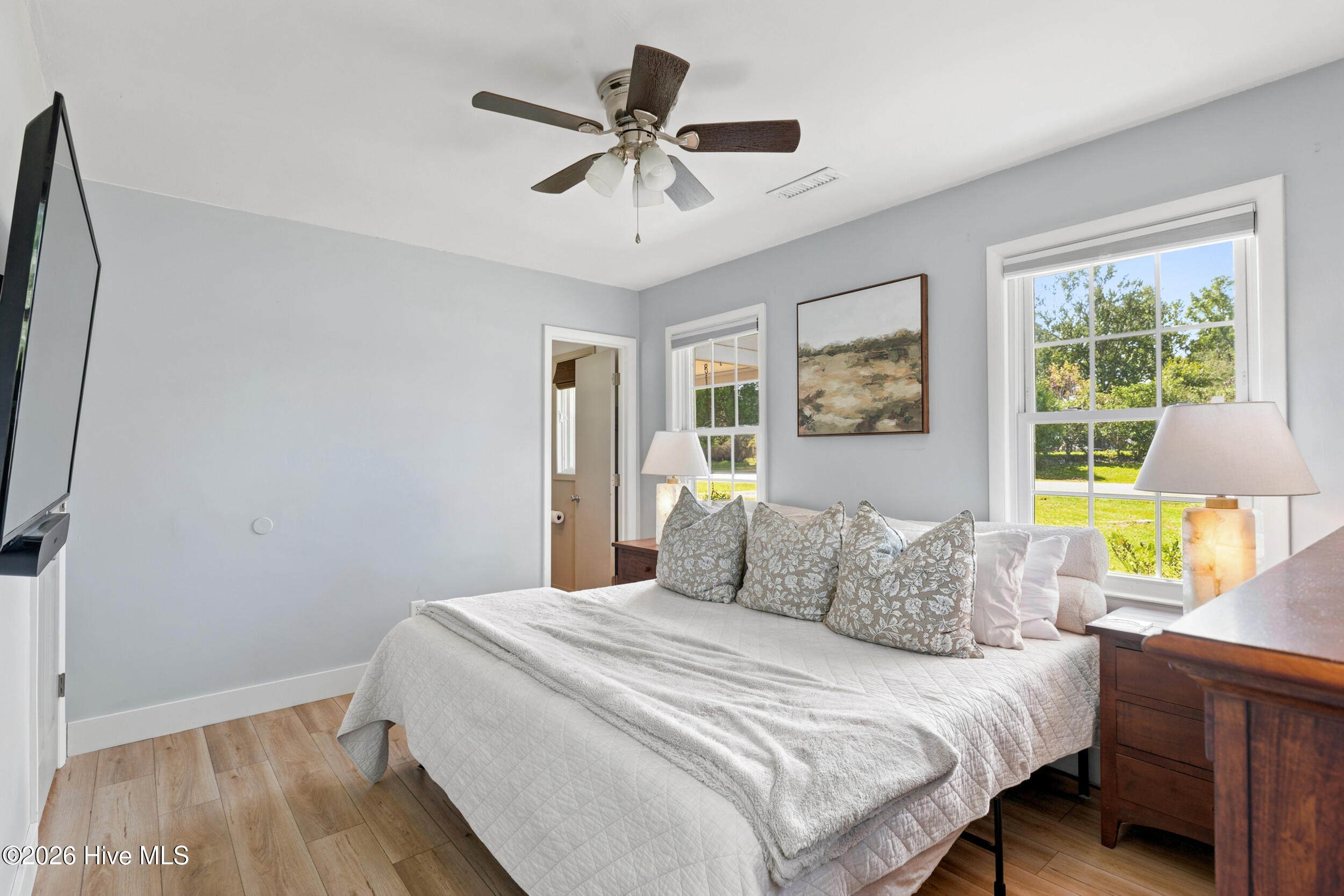 5137 Lord Byron Road
