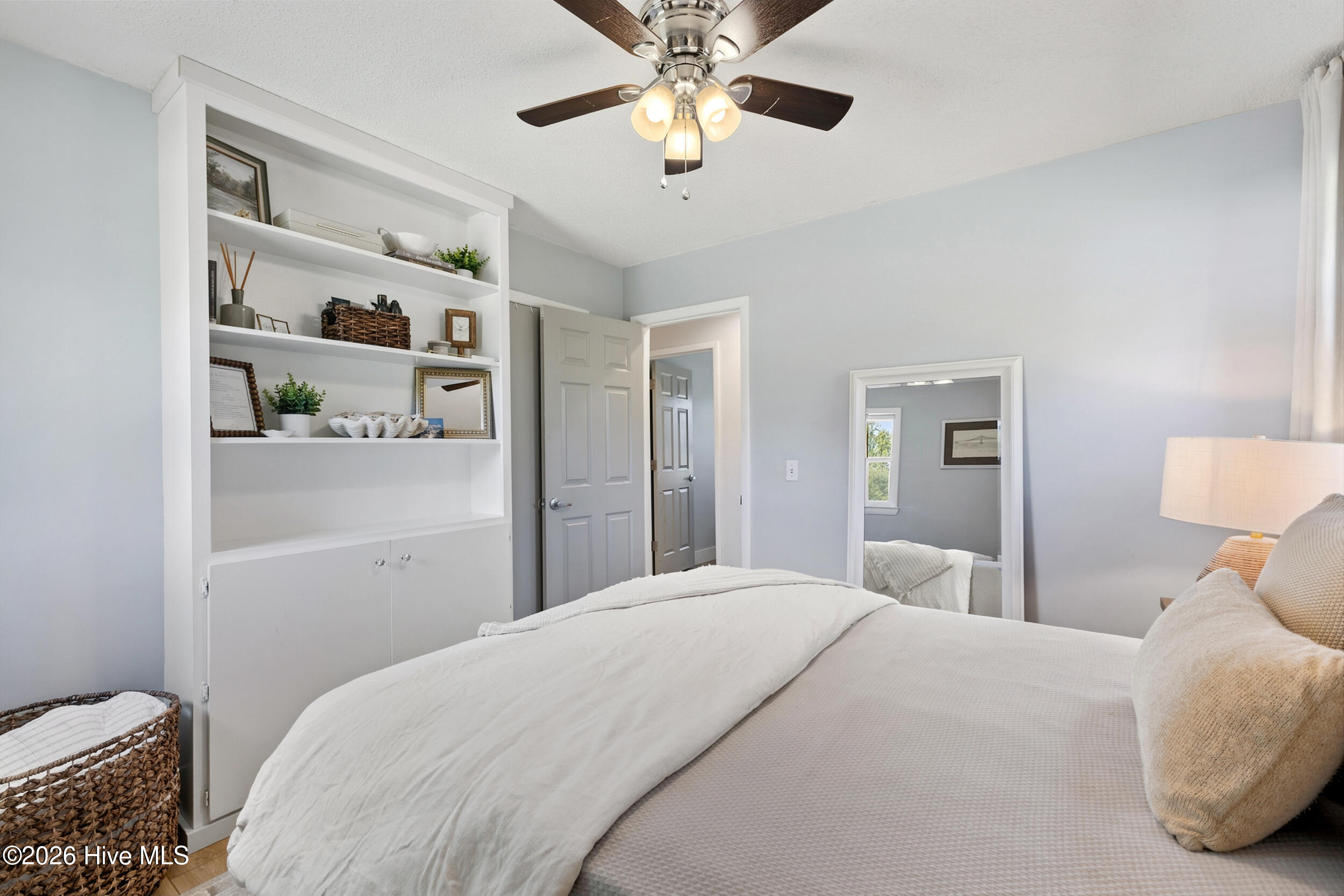 5137 Lord Byron Road