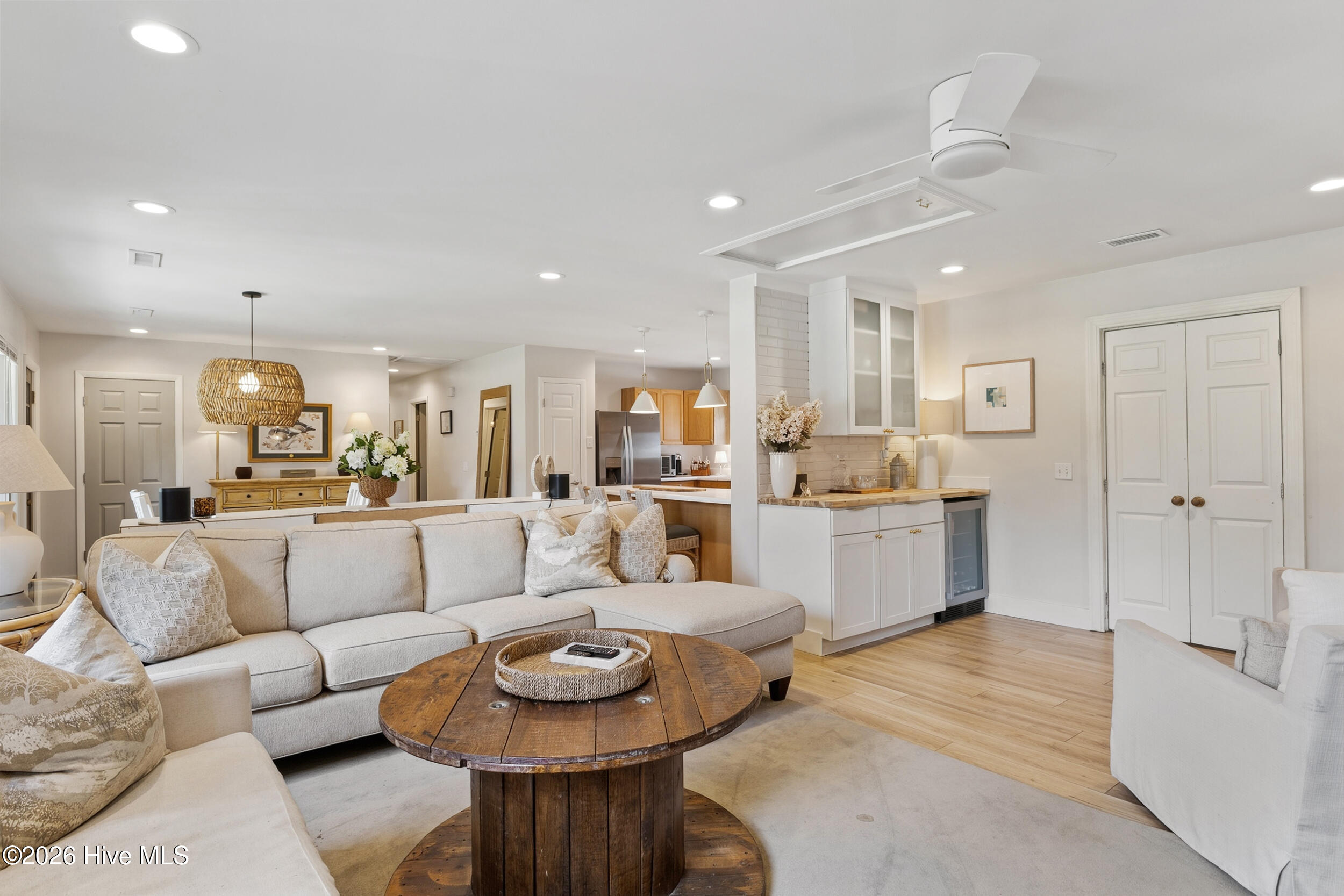 5137 Lord Byron Road